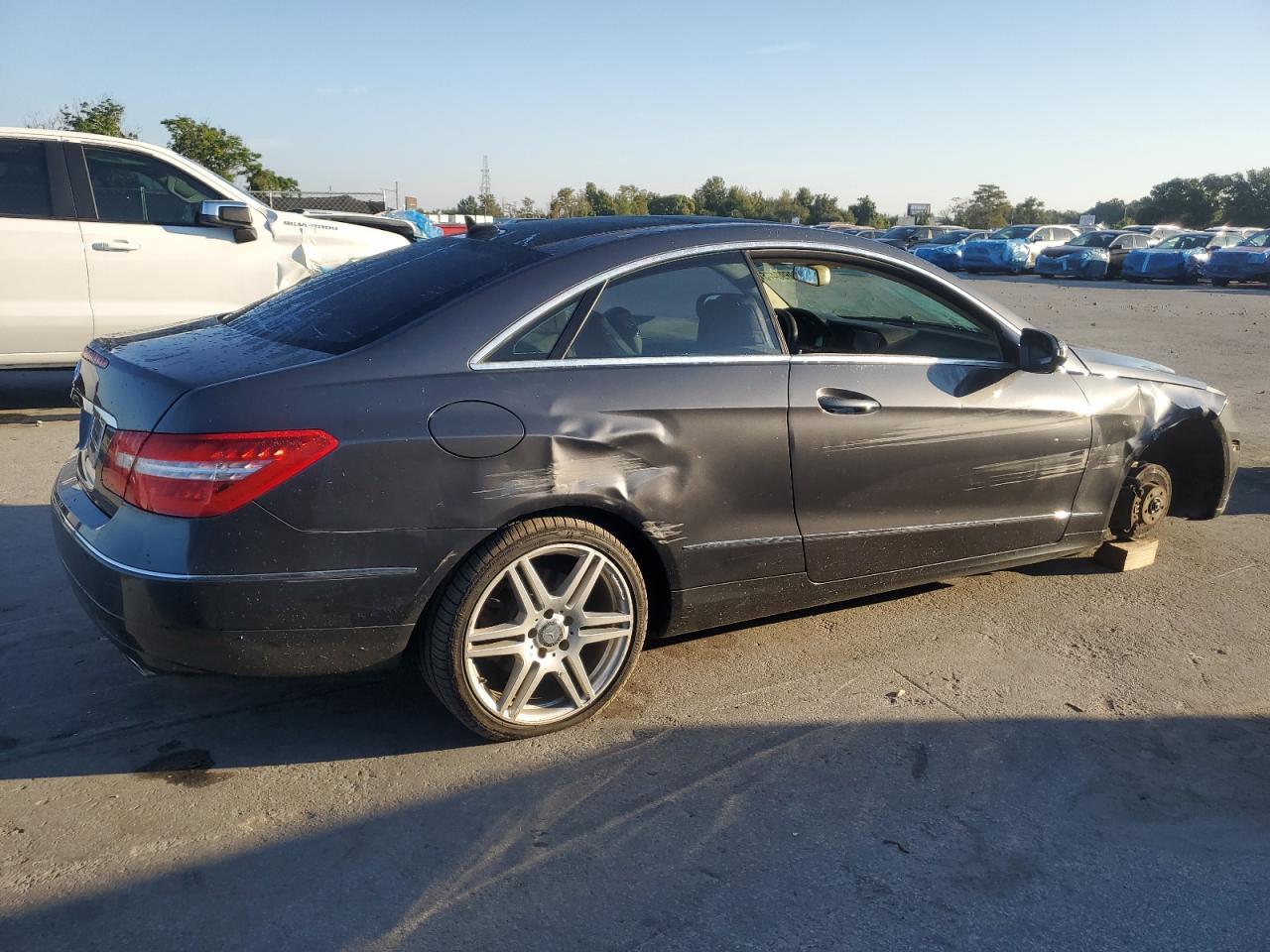 2010 MERCEDES-BENZ E-Class
