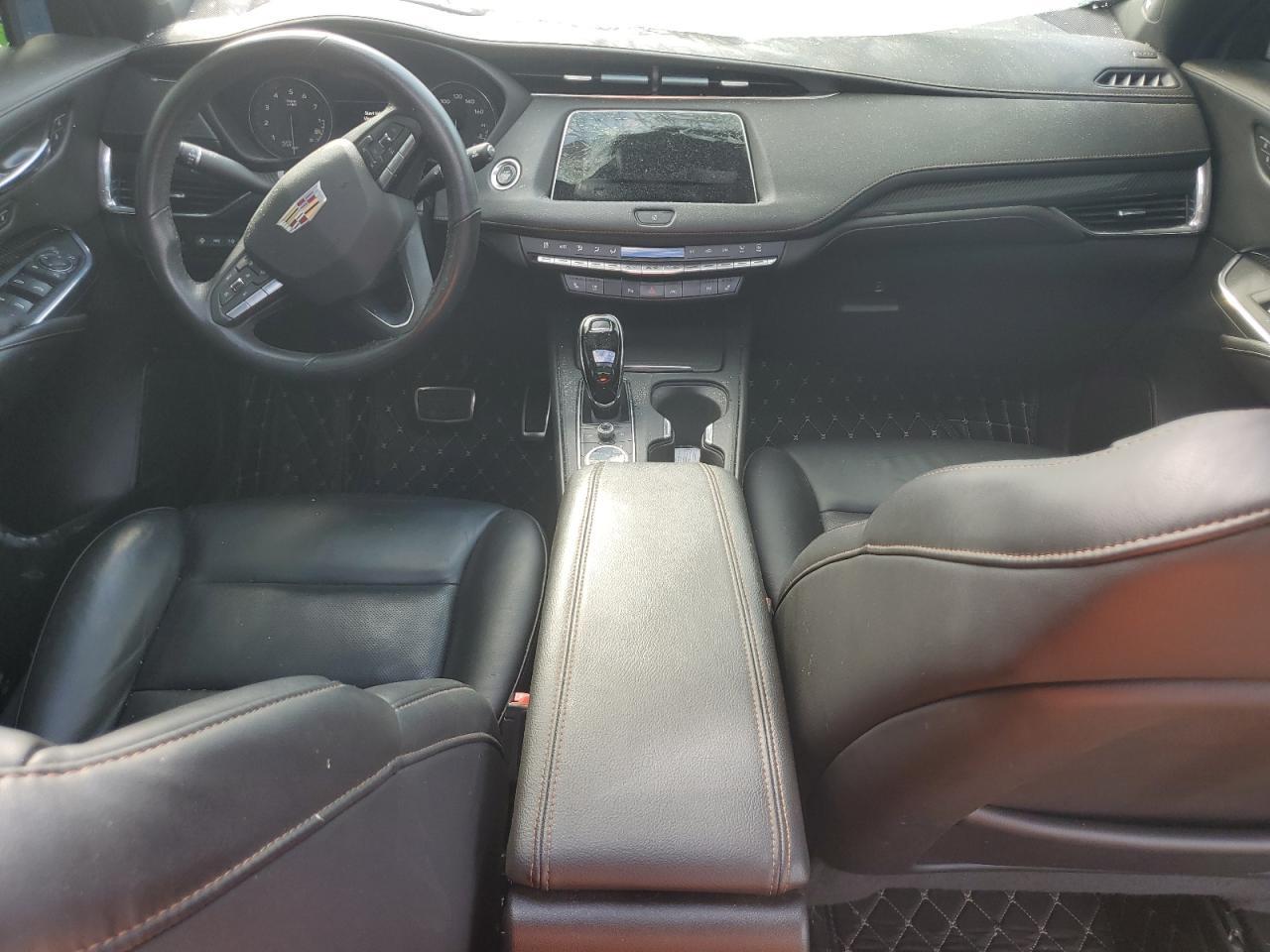 2023 CADILLAC XT4