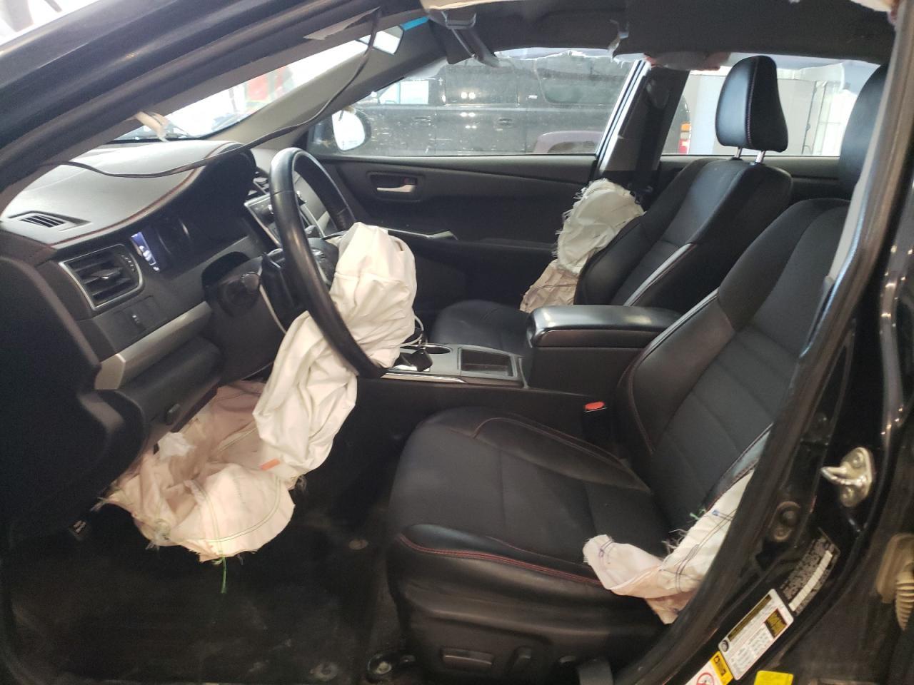 2016 TOYOTA CAMRY