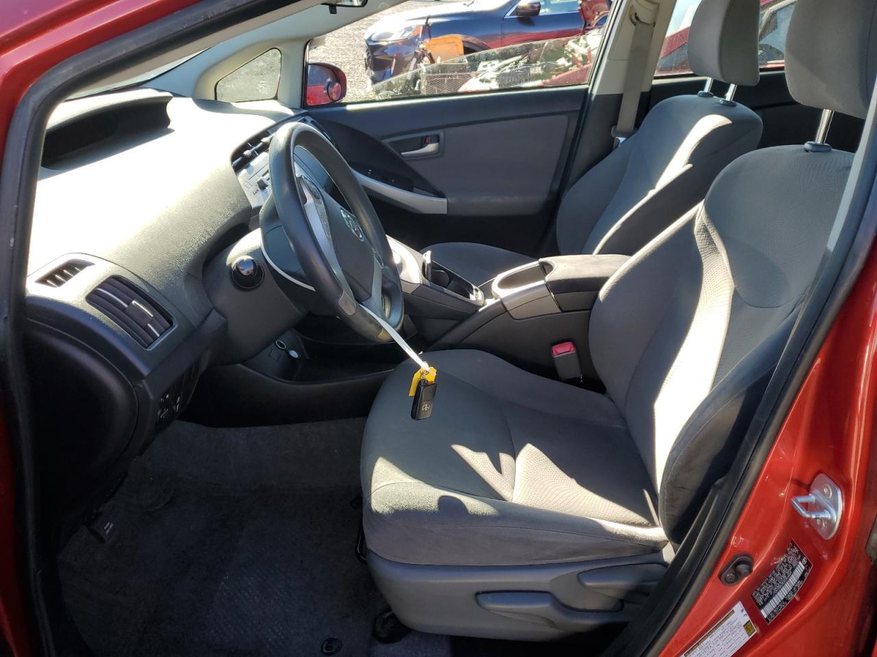 2013 TOYOTA PRIUS