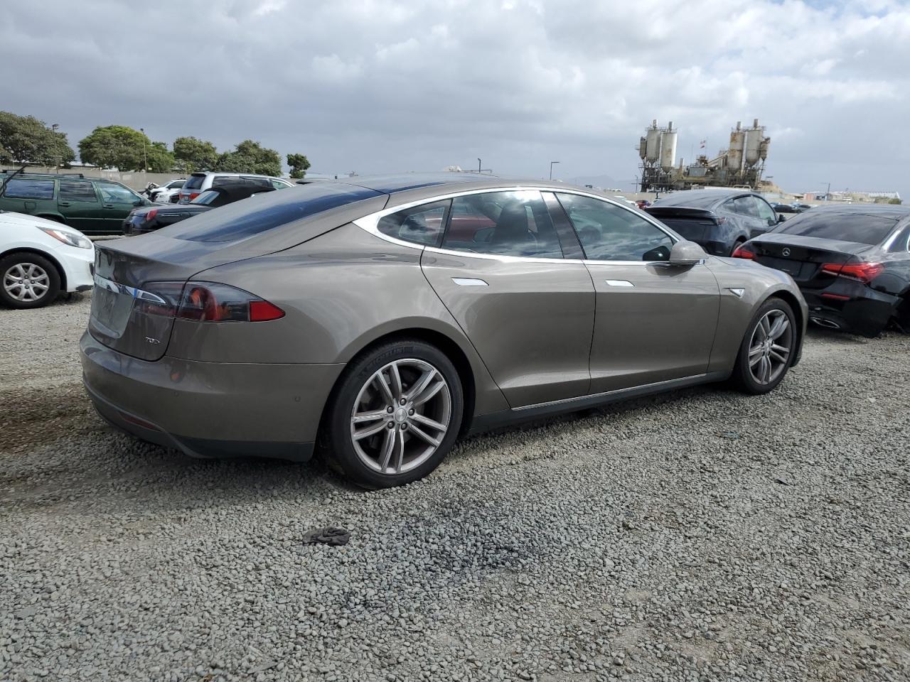 2015 TESLA MODEL S