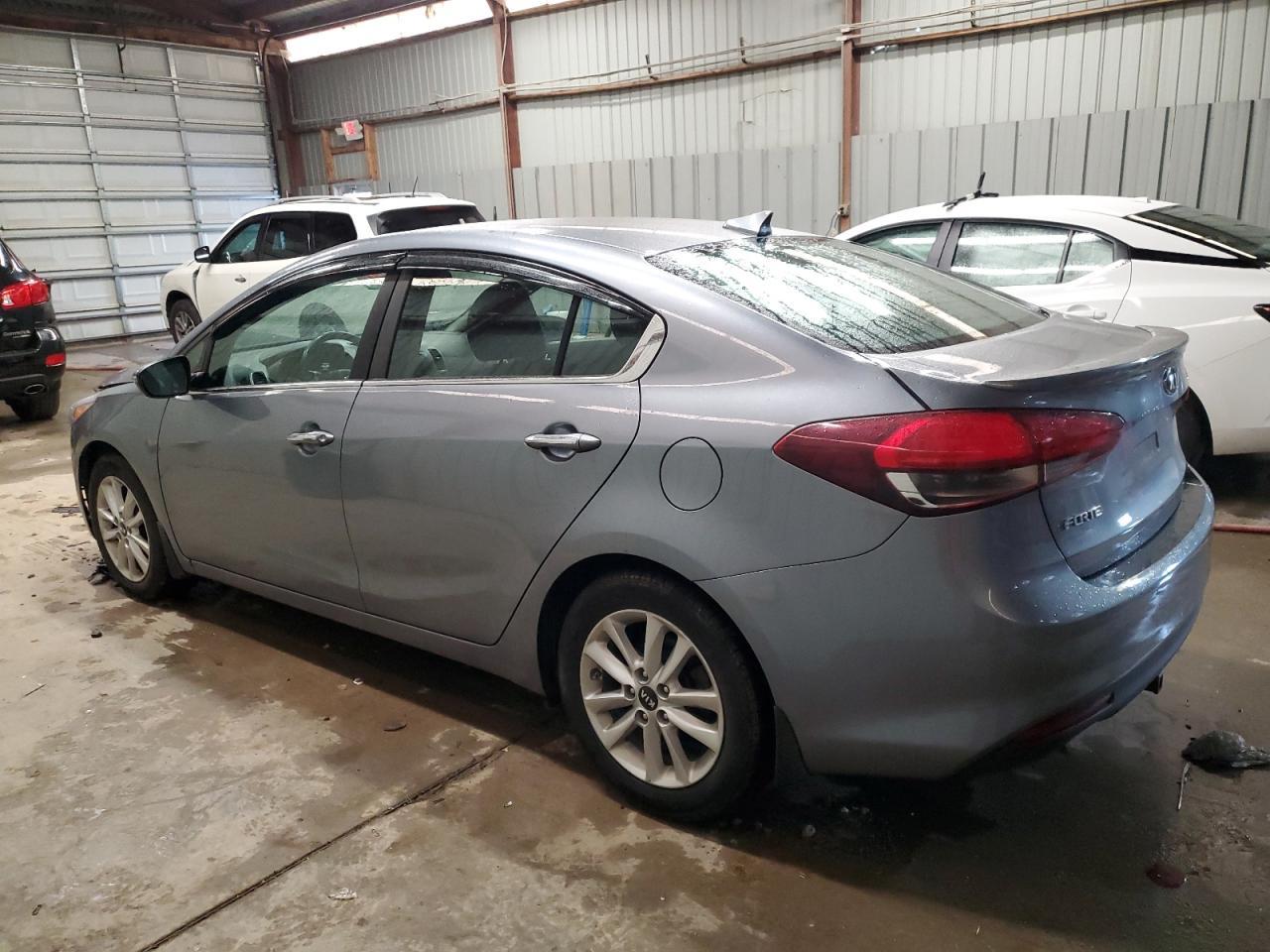 2017 KIA FORTE