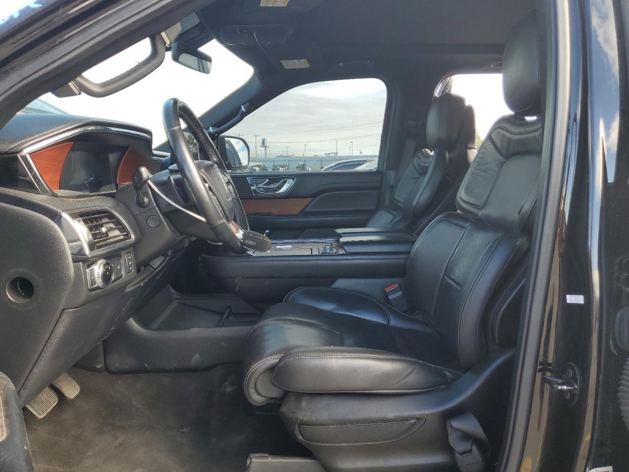 2018 LINCOLN Navigator