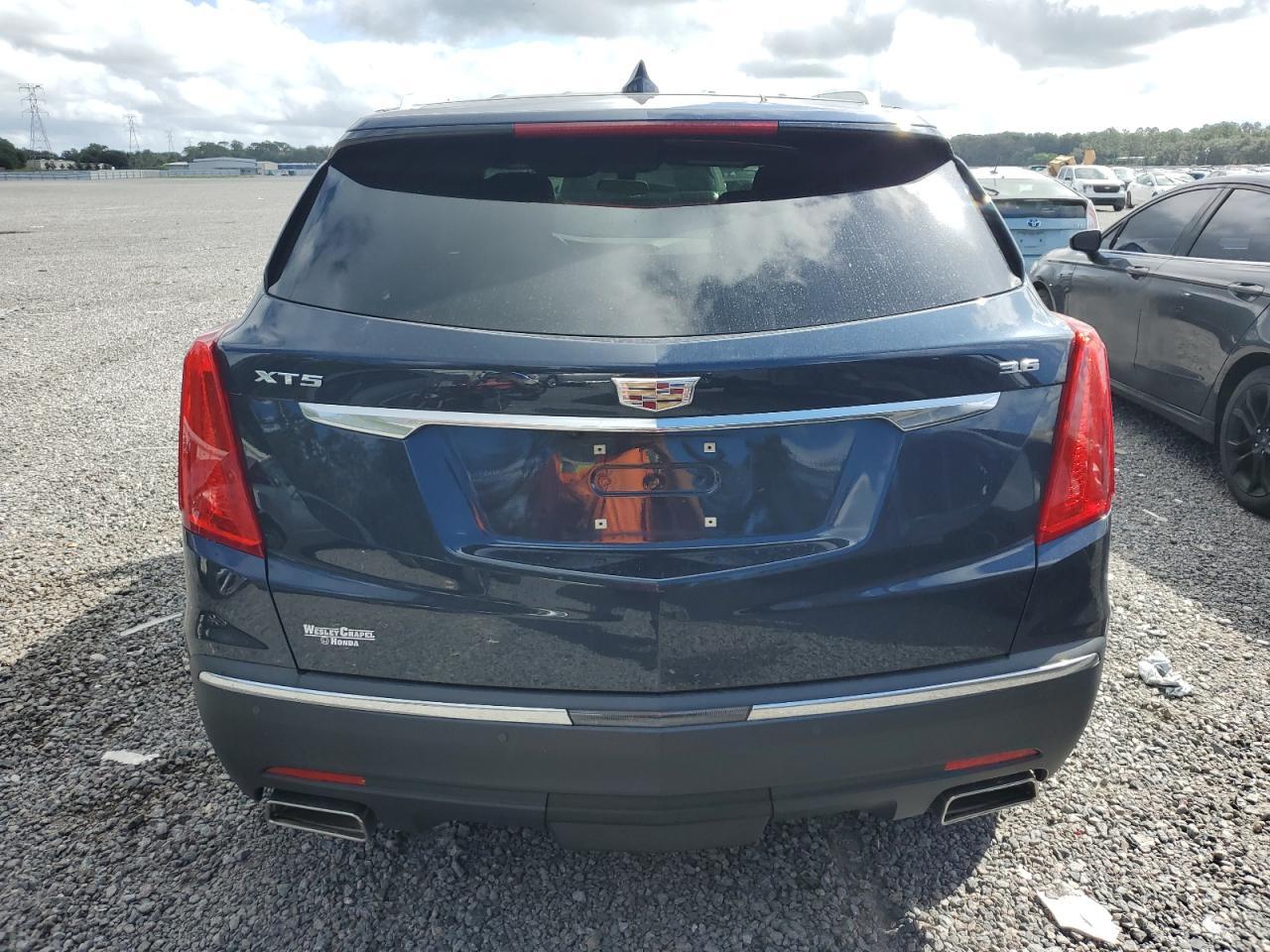 2018 CADILLAC XT5