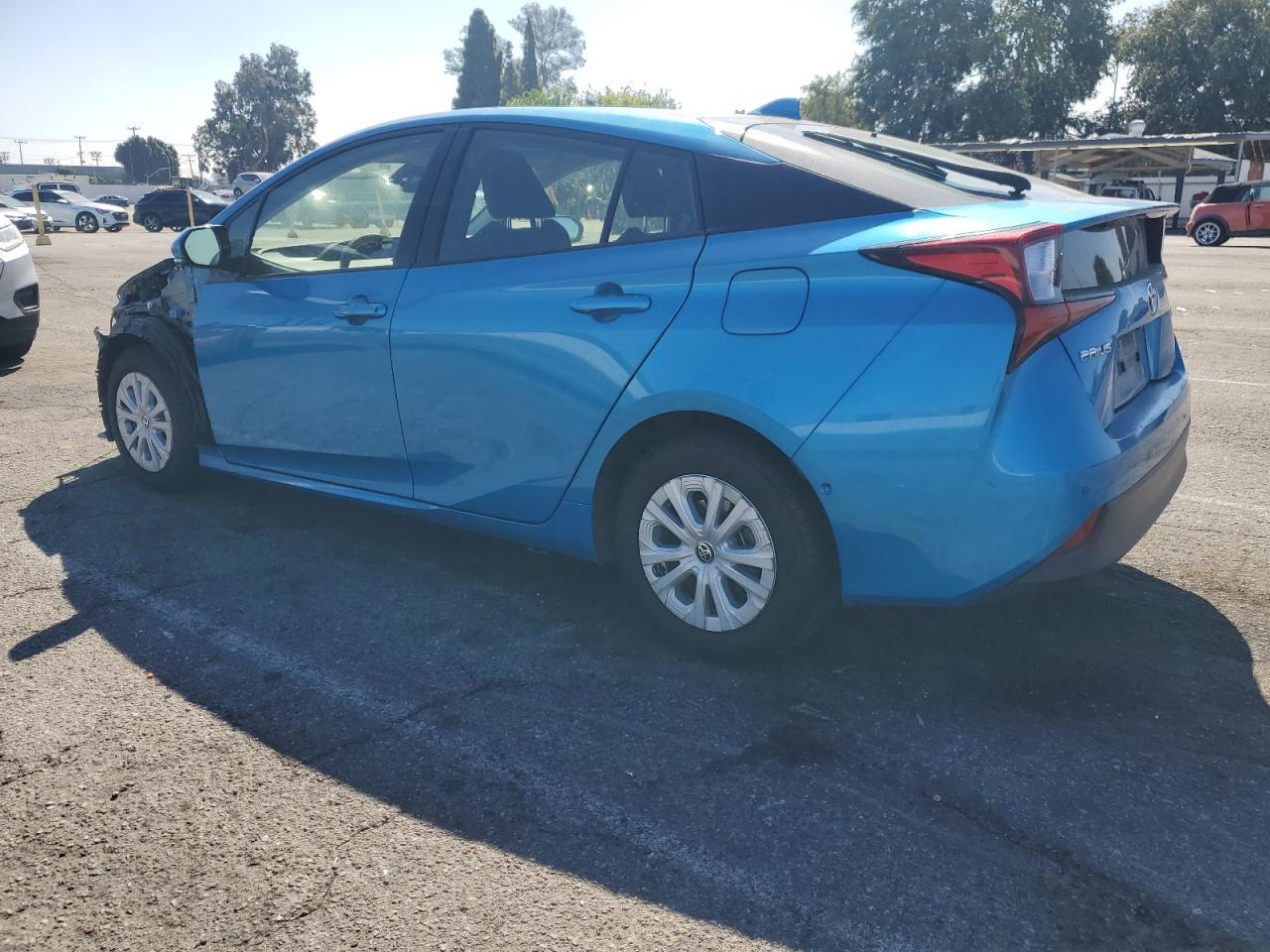 2019 TOYOTA PRIUS