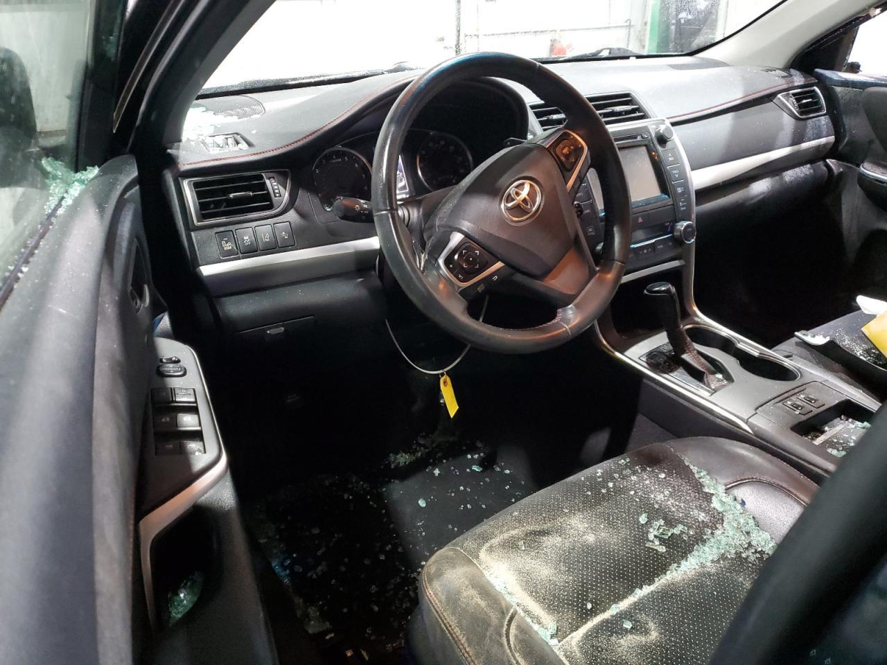 2015 TOYOTA CAMRY