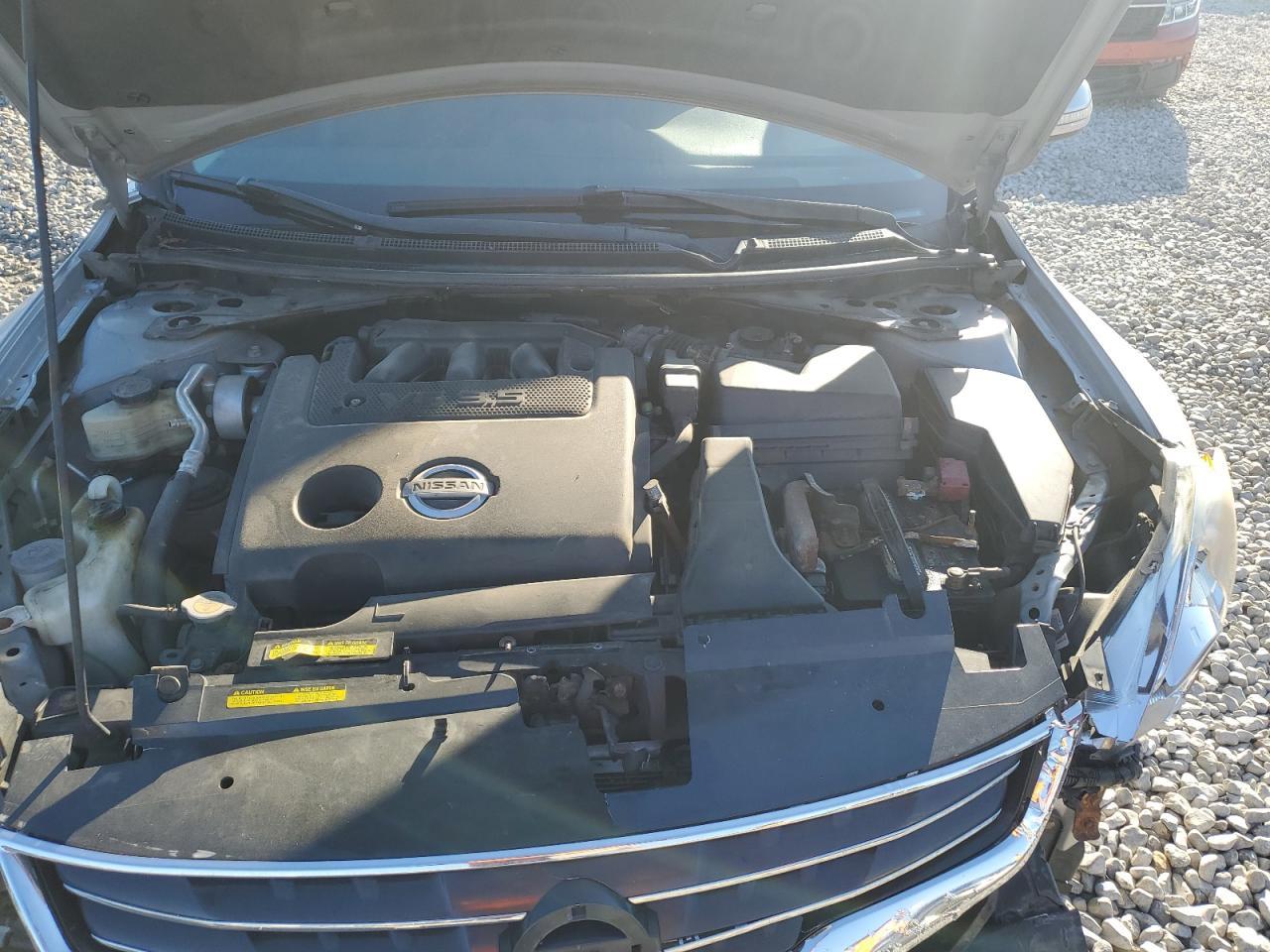 2010 NISSAN ALTIMA