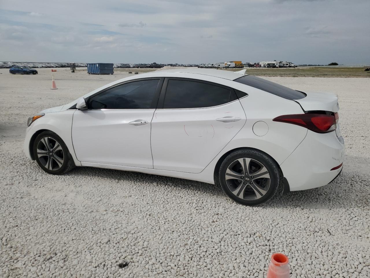 2016 HYUNDAI ELANTRA
