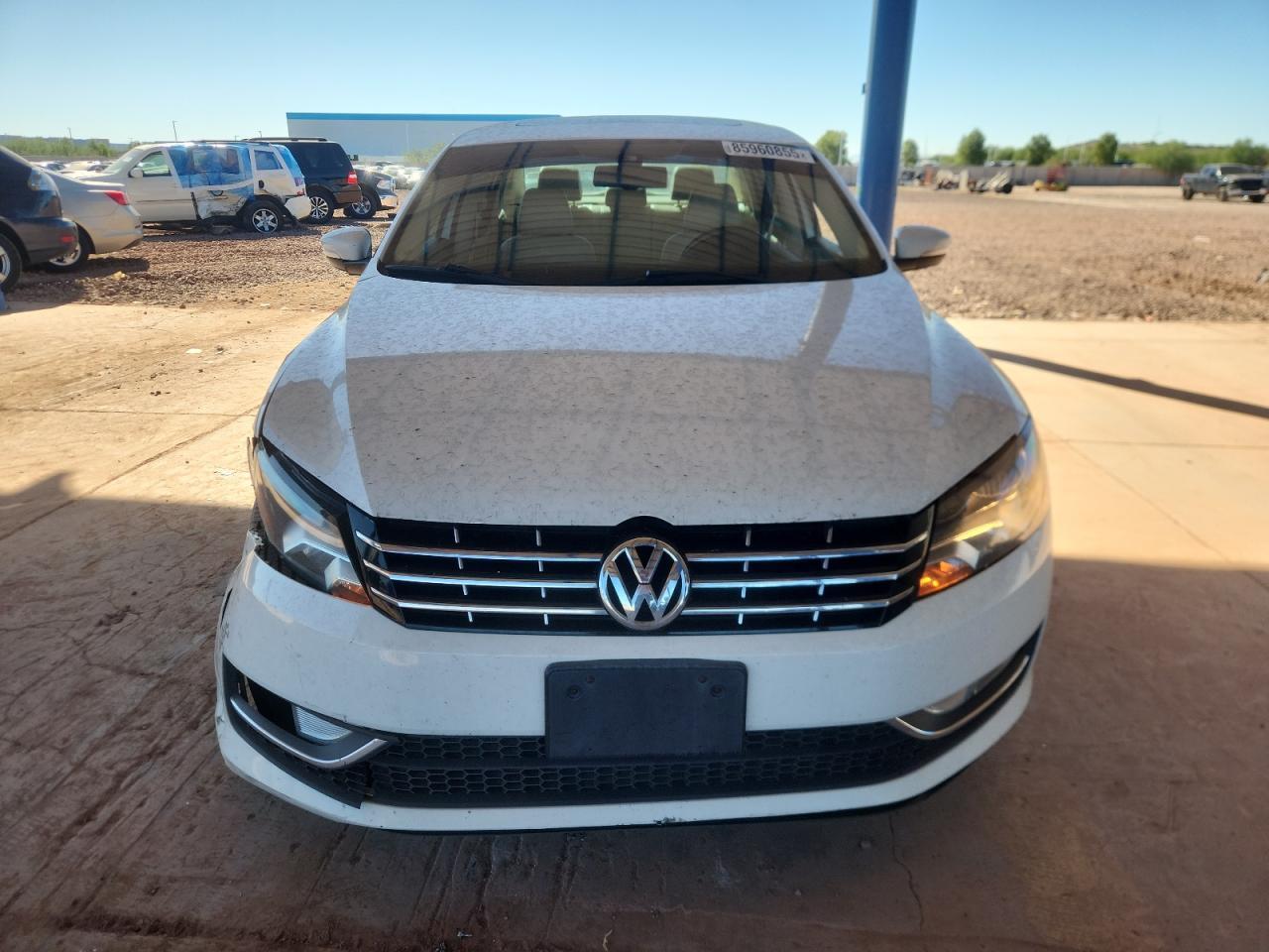 2015 VOLKSWAGEN Passat