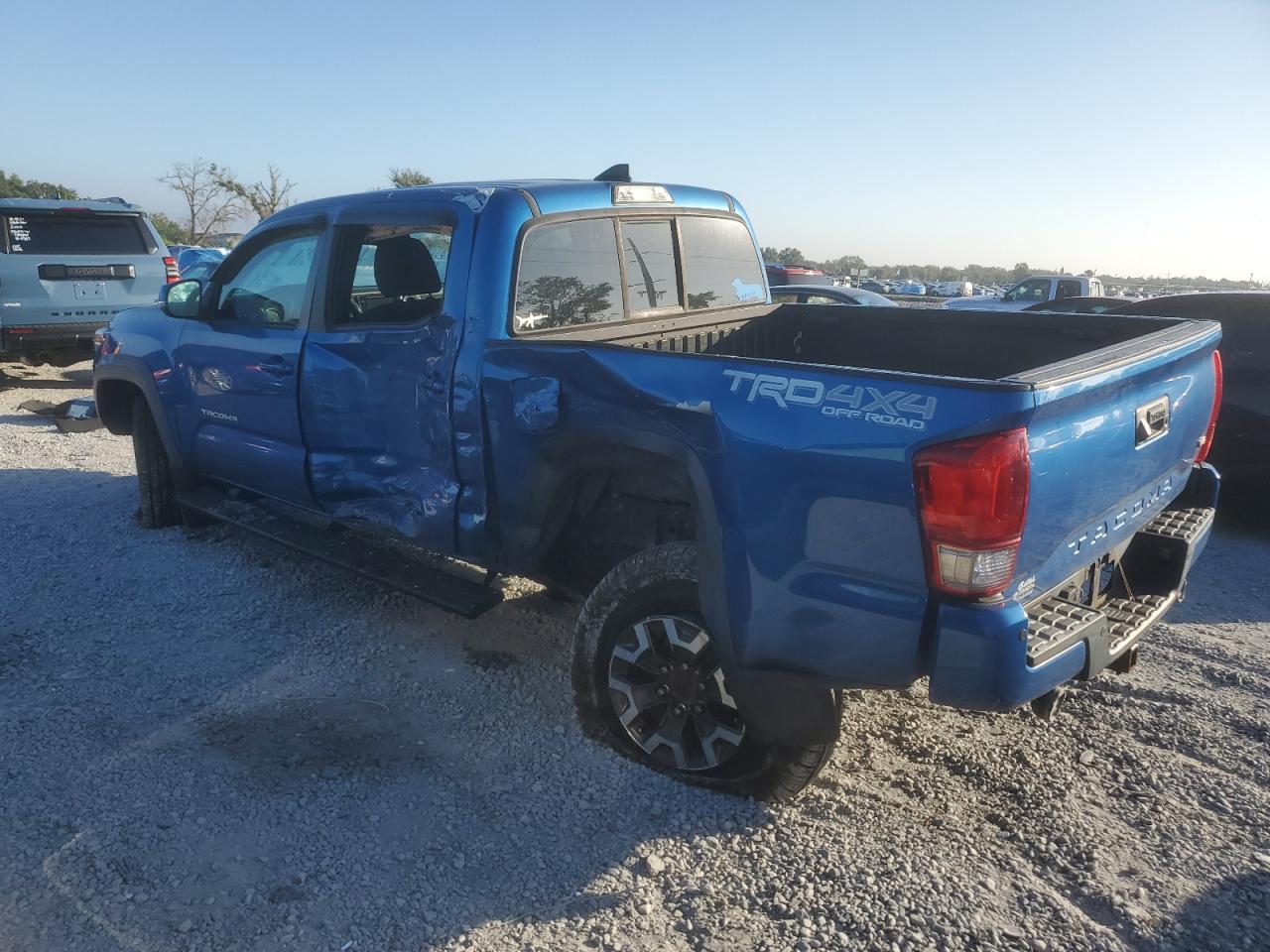 2016 TOYOTA TACOMA