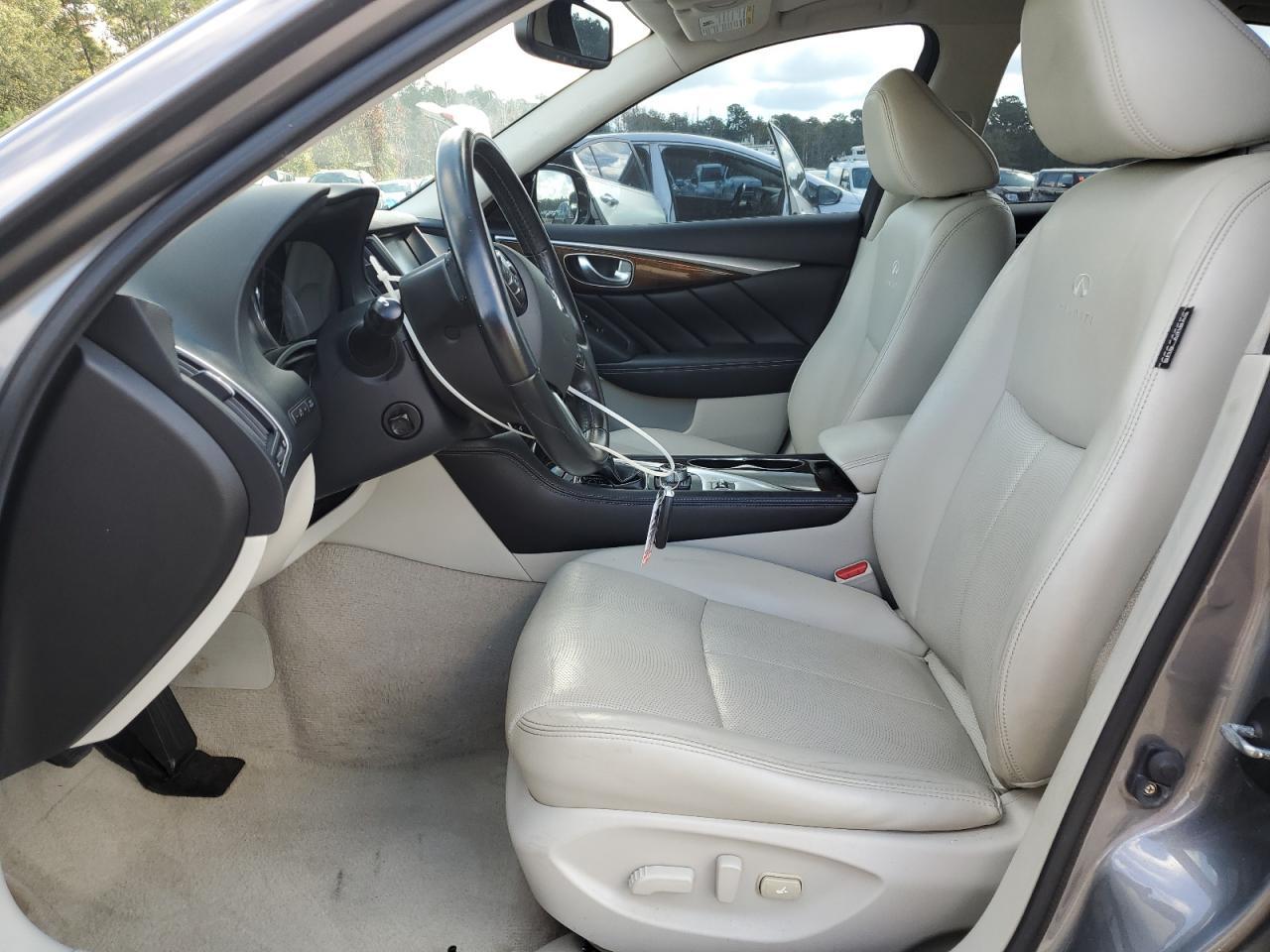 2014 INFINITI Q50