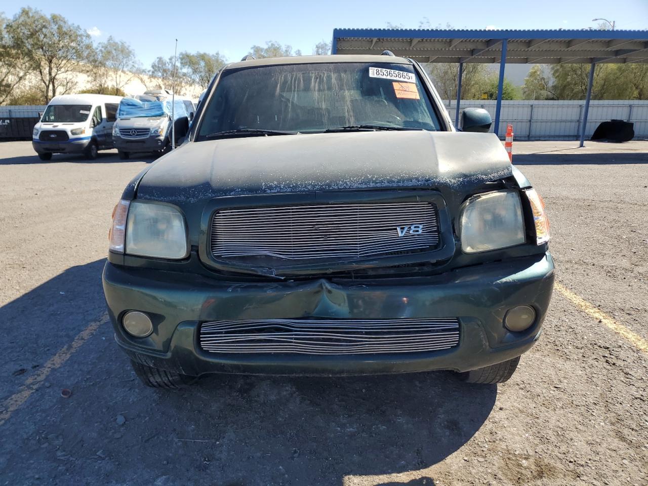 2004 TOYOTA Sequoia