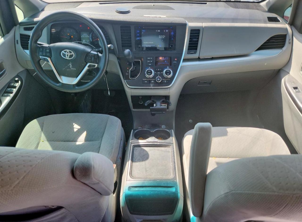 2016 TOYOTA SIENNA