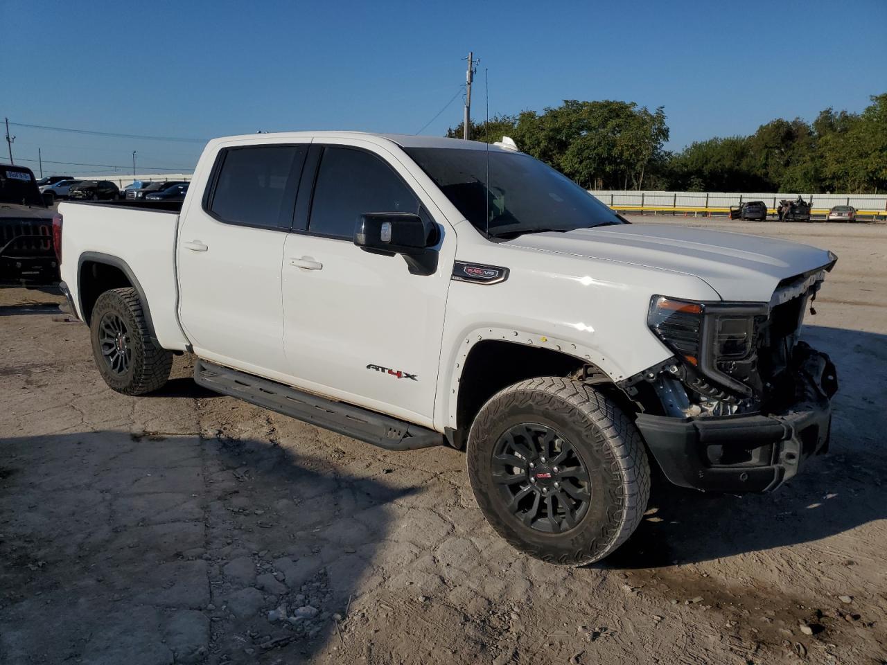 2023 GMC Sierra