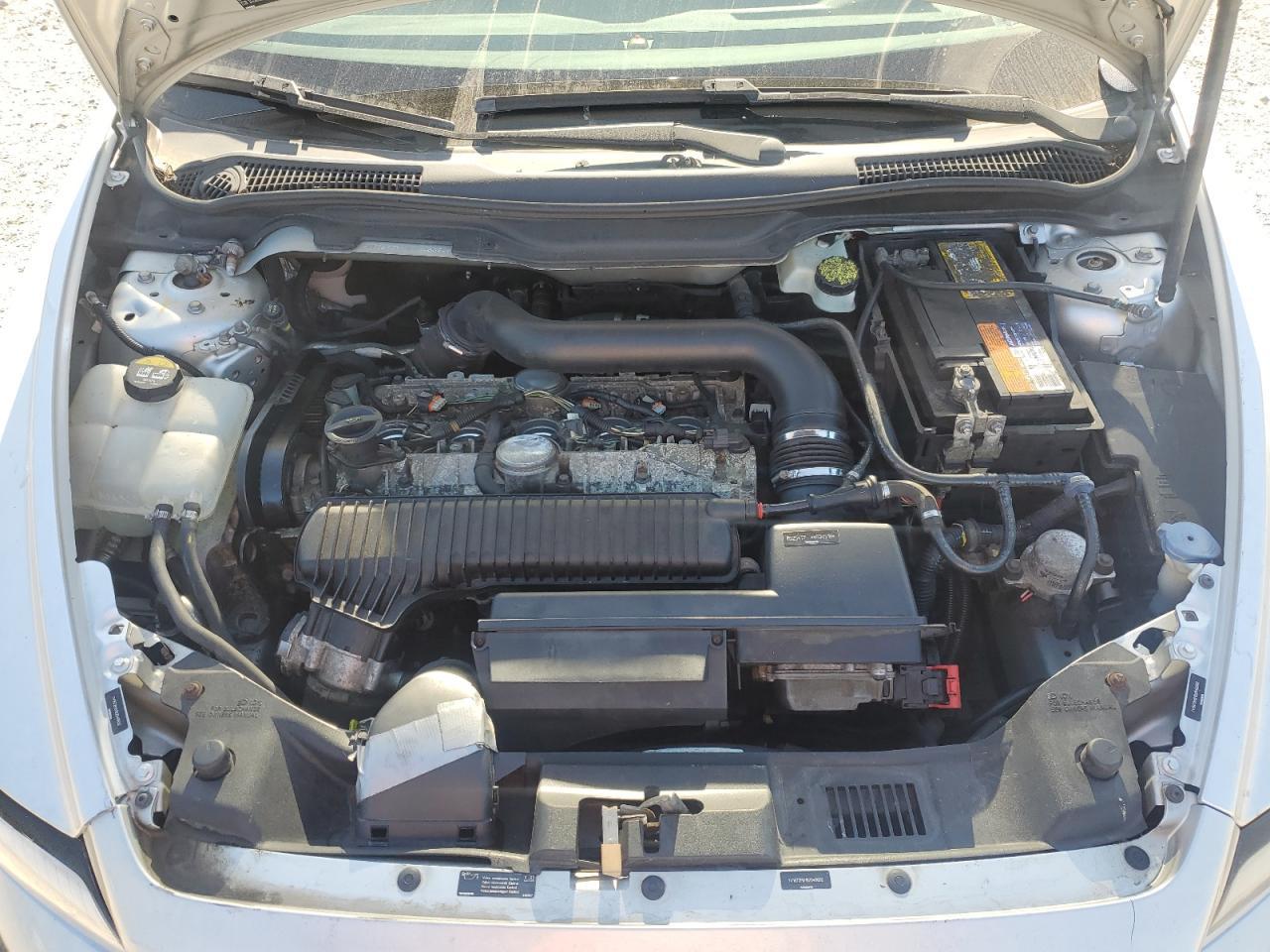 2011 VOLVO S40