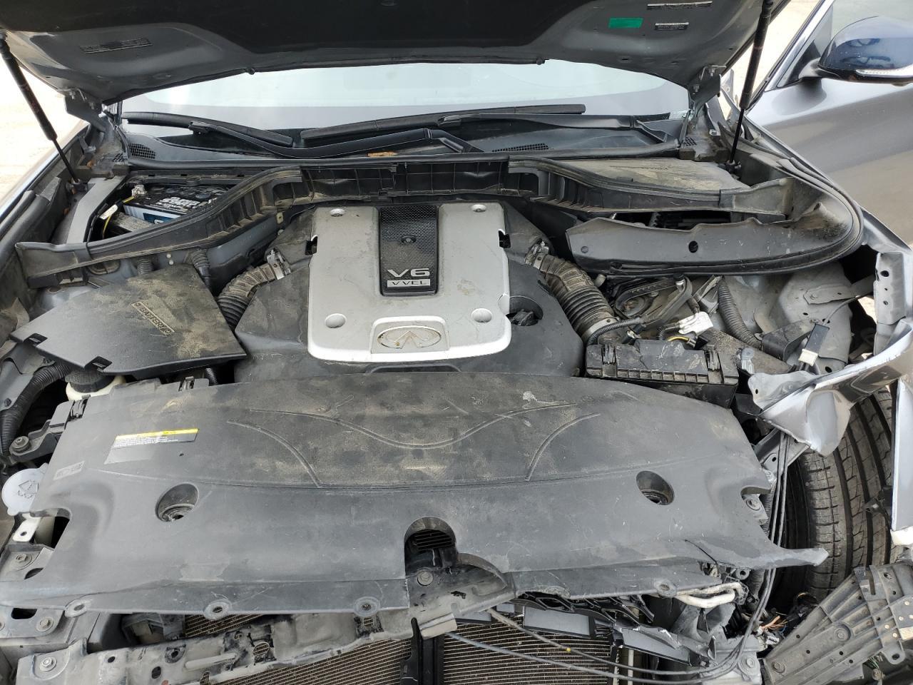 2017 INFINITI Q70
