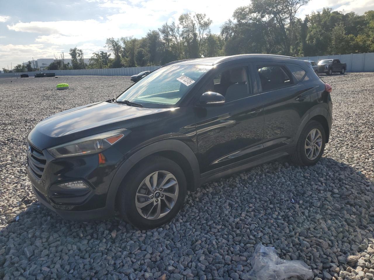 2016 HYUNDAI TUCSON