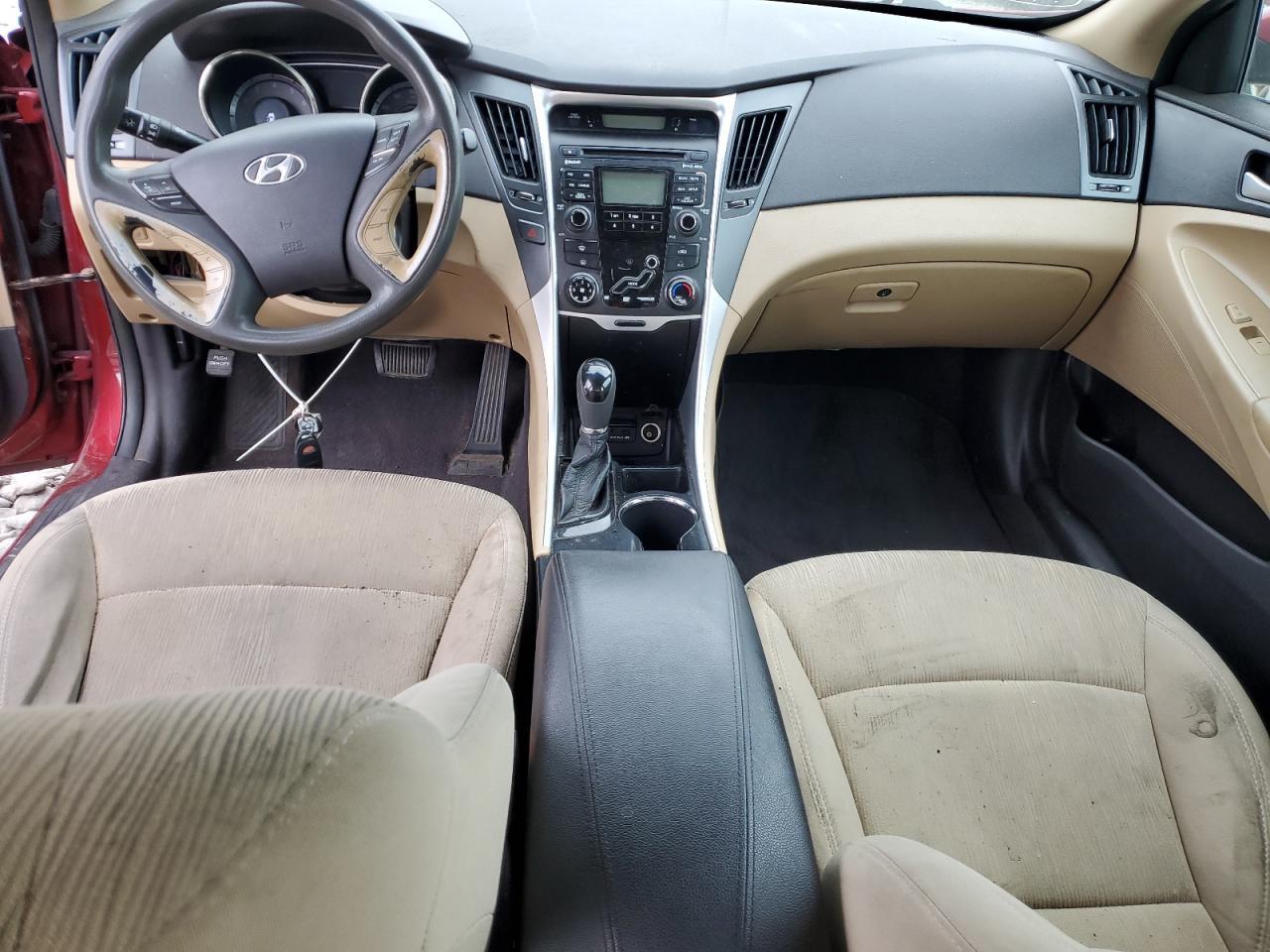 2011 HYUNDAI SONATA