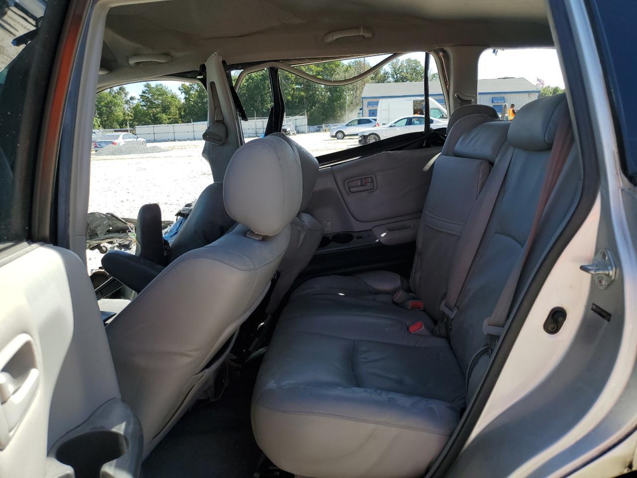 2005 TOYOTA HIGHLANDER