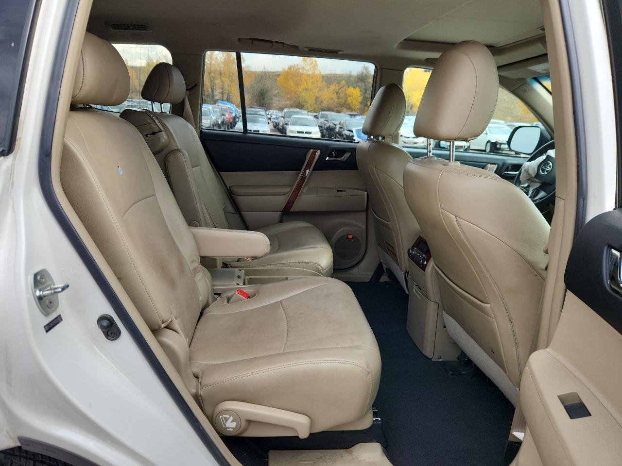 2013 TOYOTA HIGHLANDER