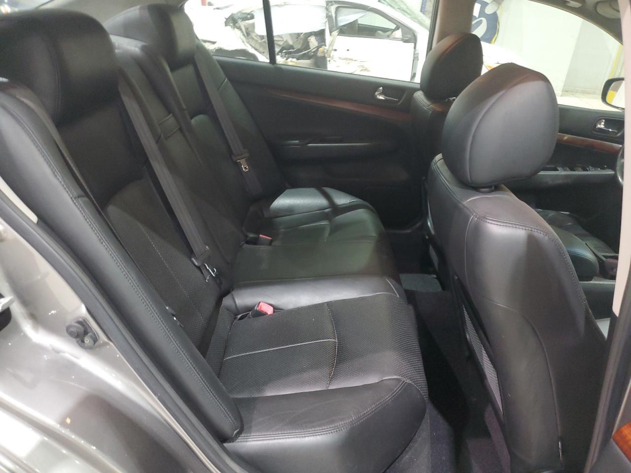 2009 INFINITI G37