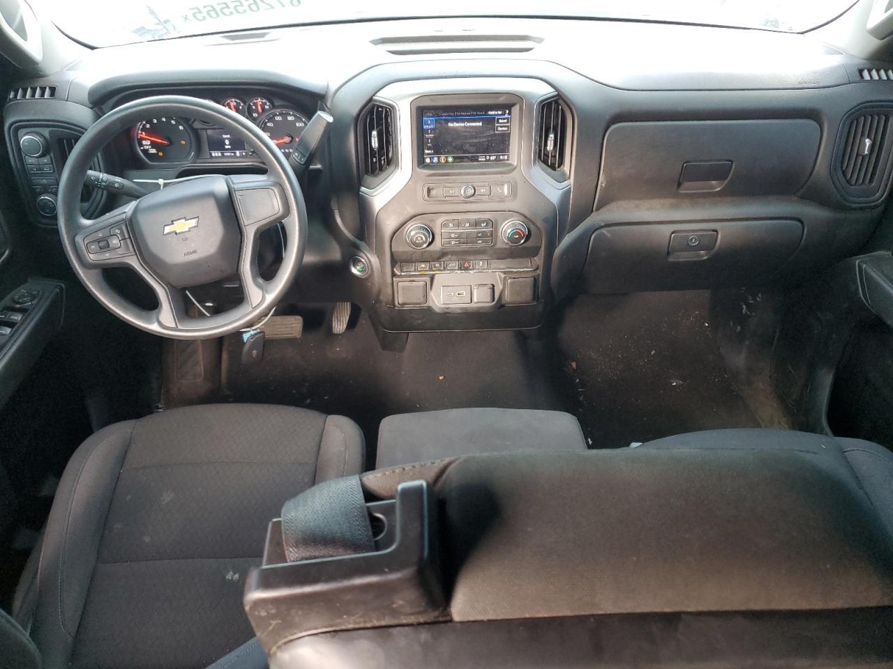 2024 CHEVROLET Silverado