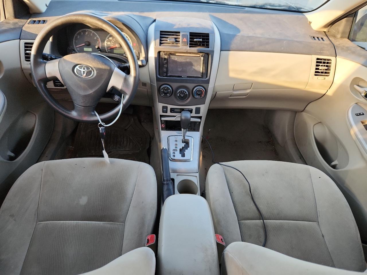 2011 TOYOTA COROLLA