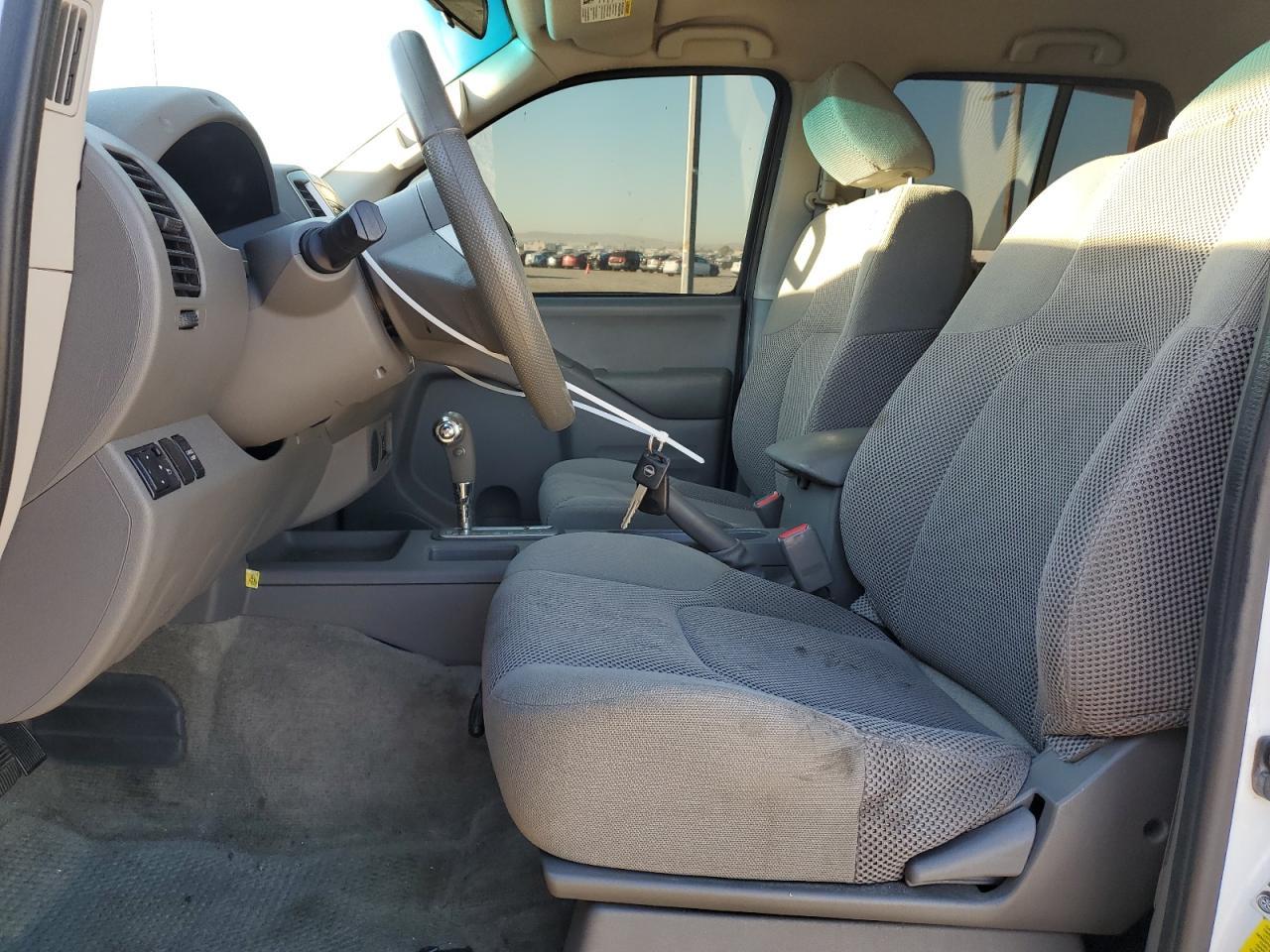 2017 NISSAN Frontier