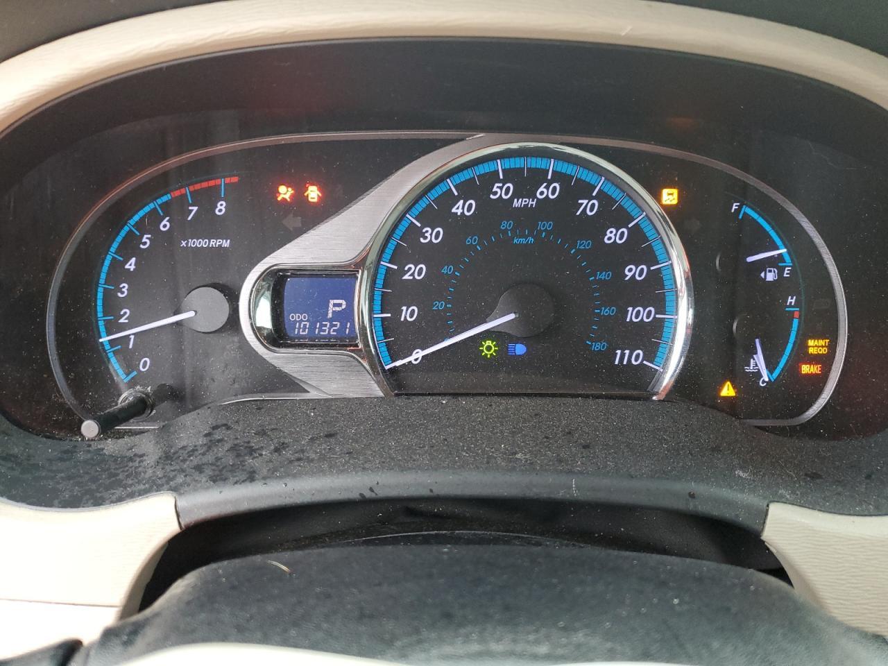 2013 TOYOTA SIENNA