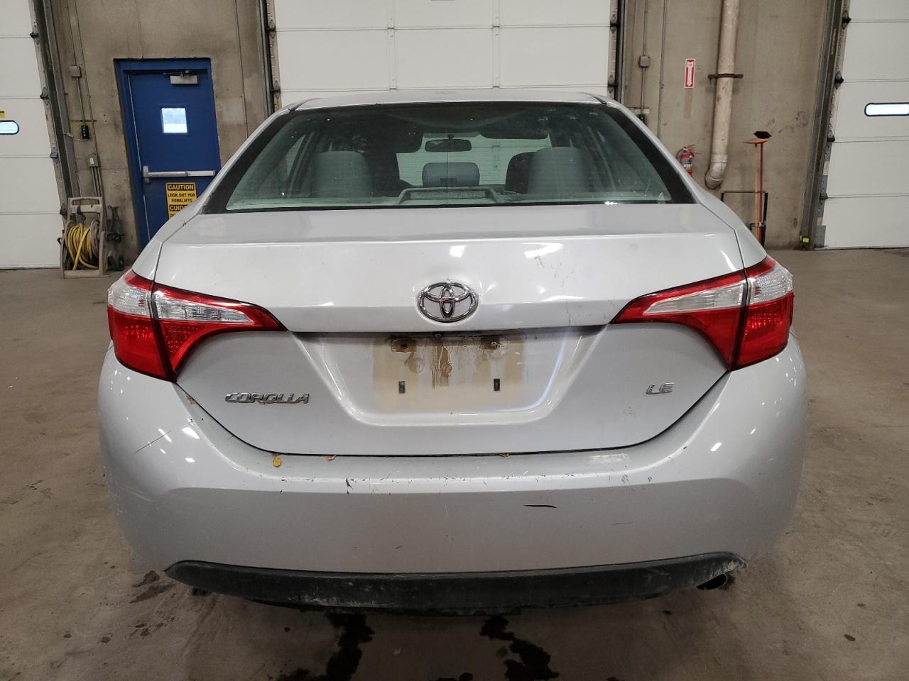 2015 TOYOTA COROLLA