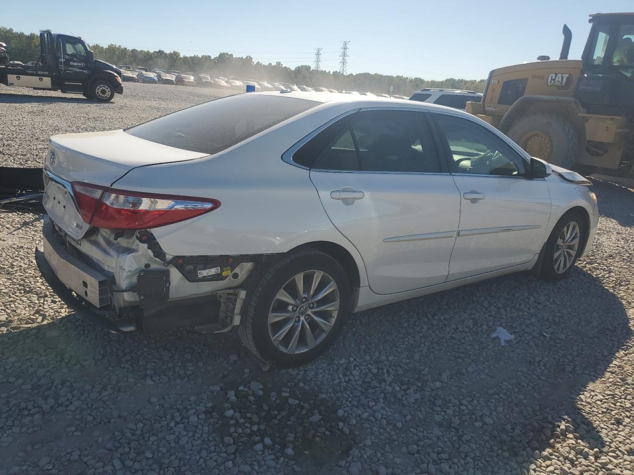 2016 TOYOTA CAMRY
