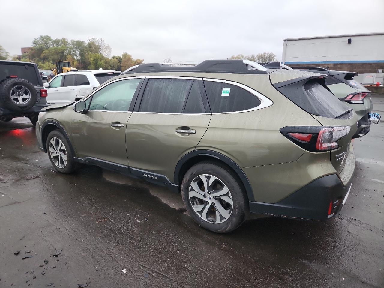 2022 SUBARU Outback