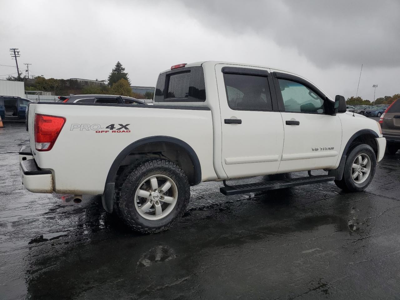 2012 NISSAN Titan