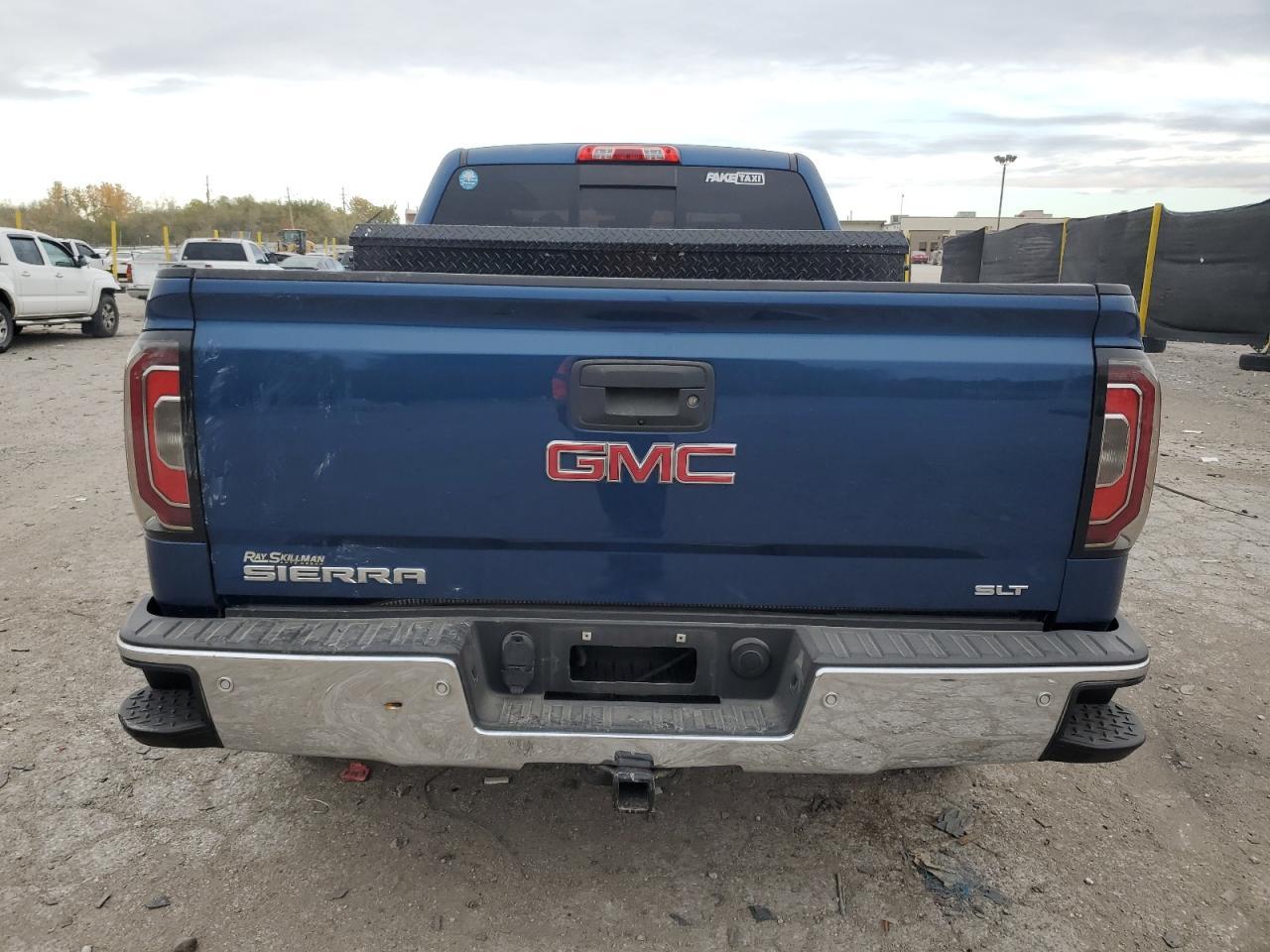 2016 GMC Sierra