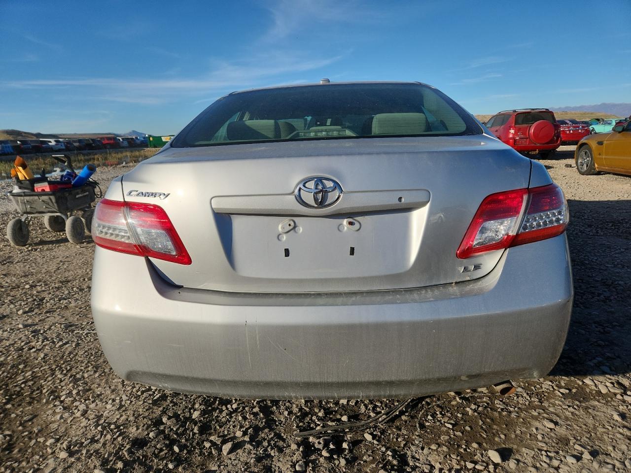 2011 TOYOTA CAMRY