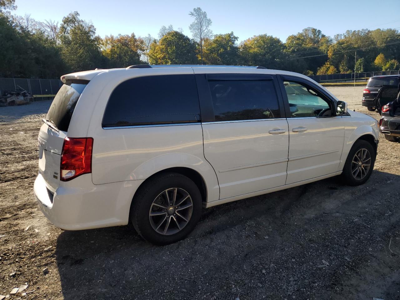 2017 DODGE GRAND CARAVAN