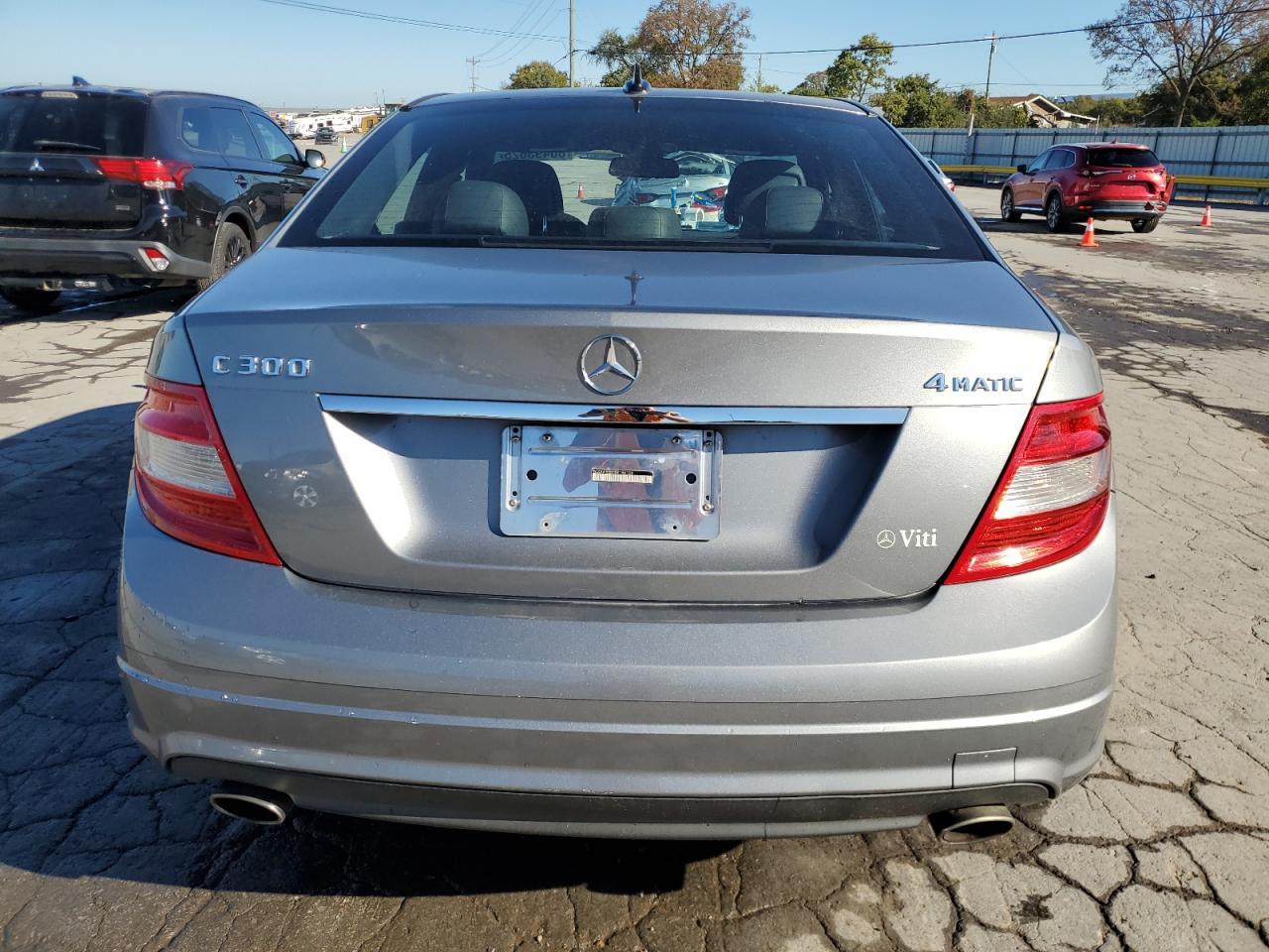 2011 MERCEDES-BENZ C-CLASS