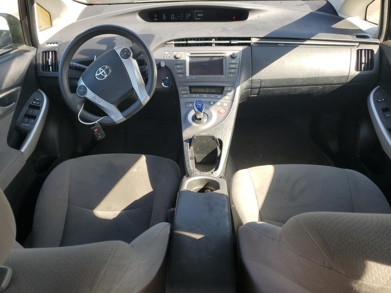 2015 TOYOTA PRIUS