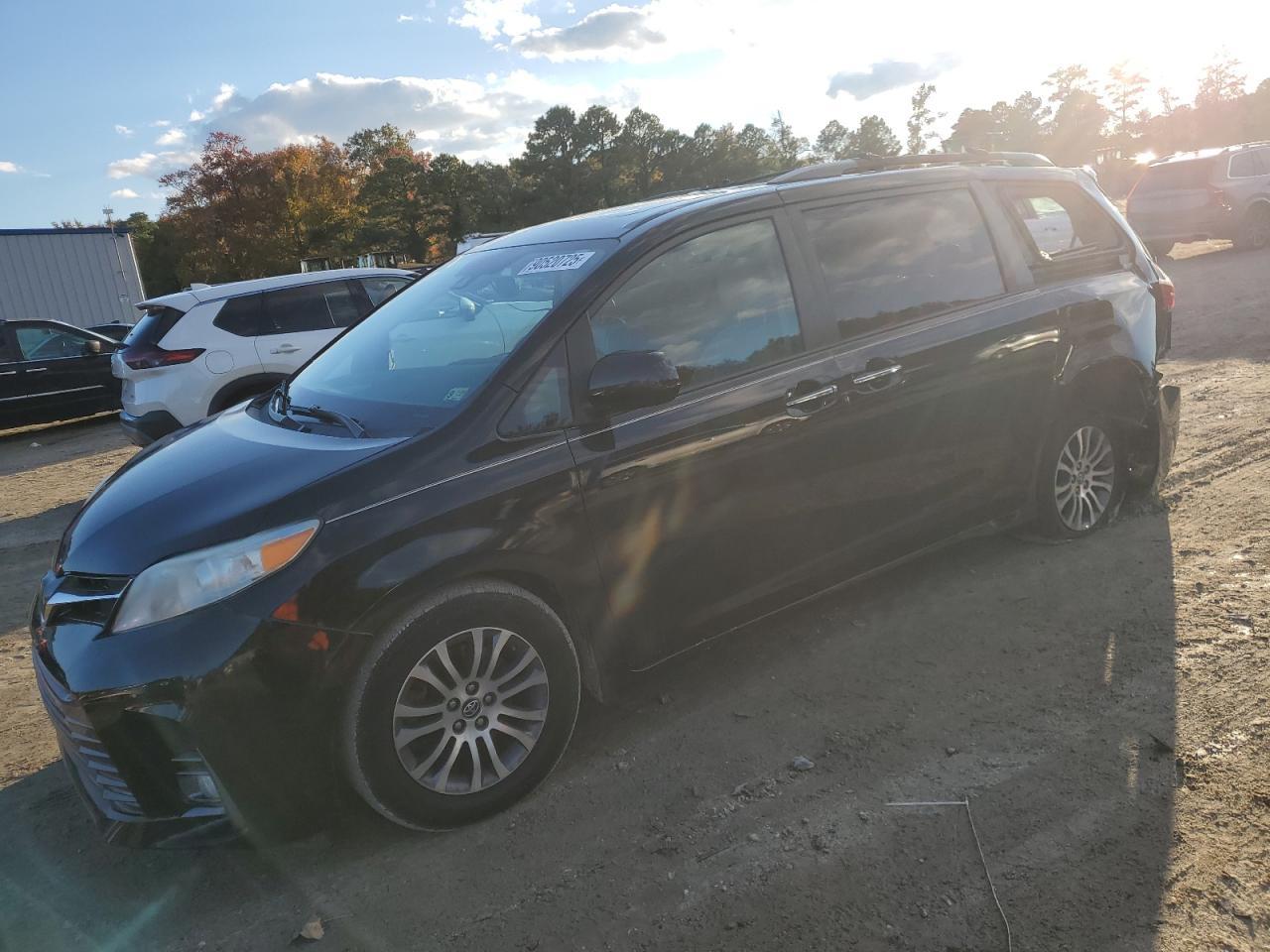 2020 TOYOTA SIENNA