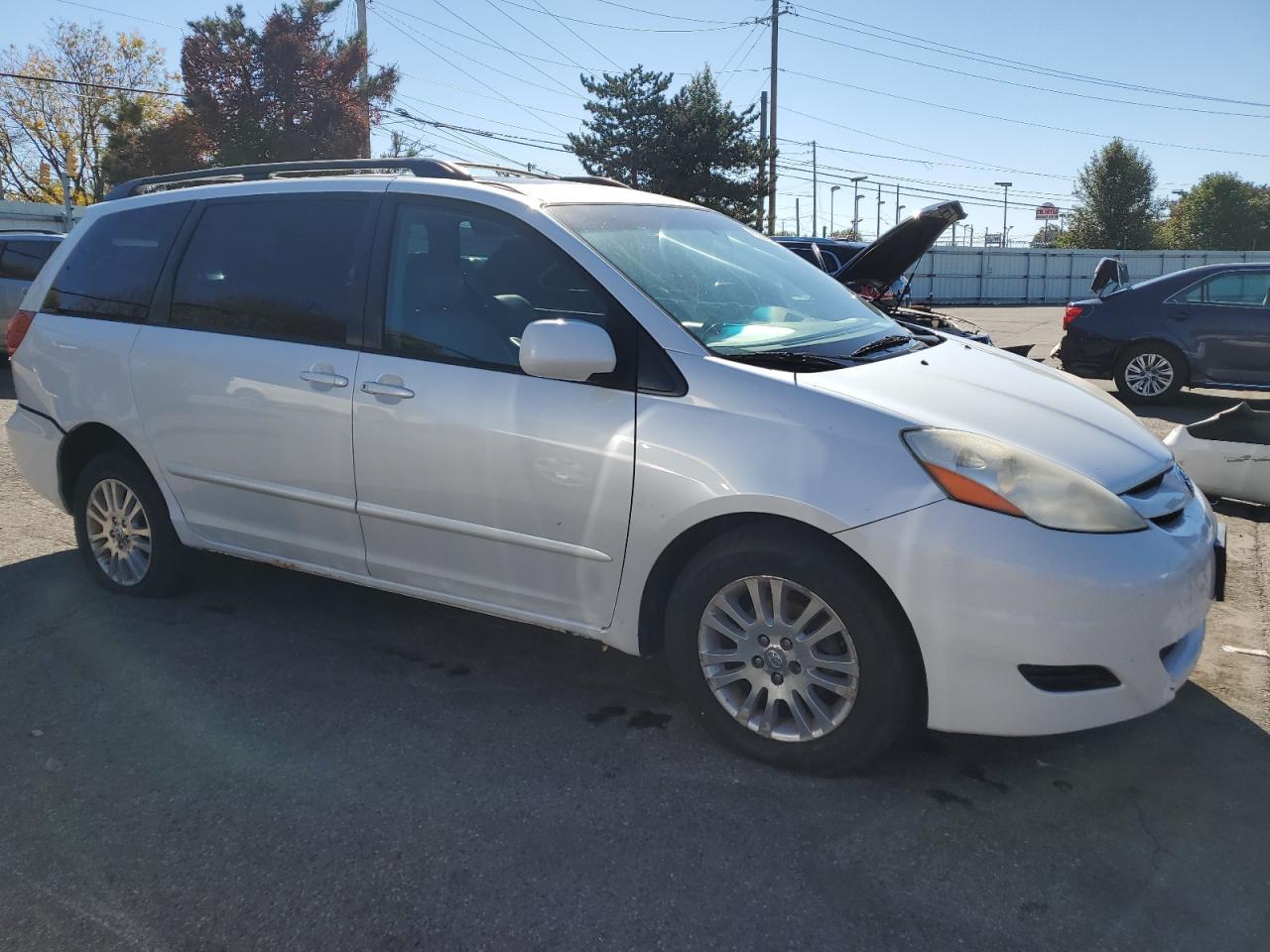2008 TOYOTA SIENNA