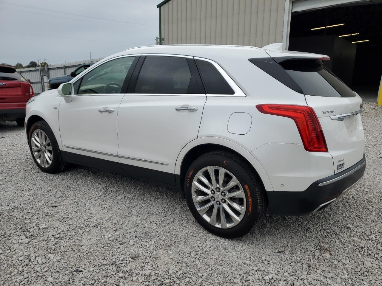 2018 CADILLAC XT5