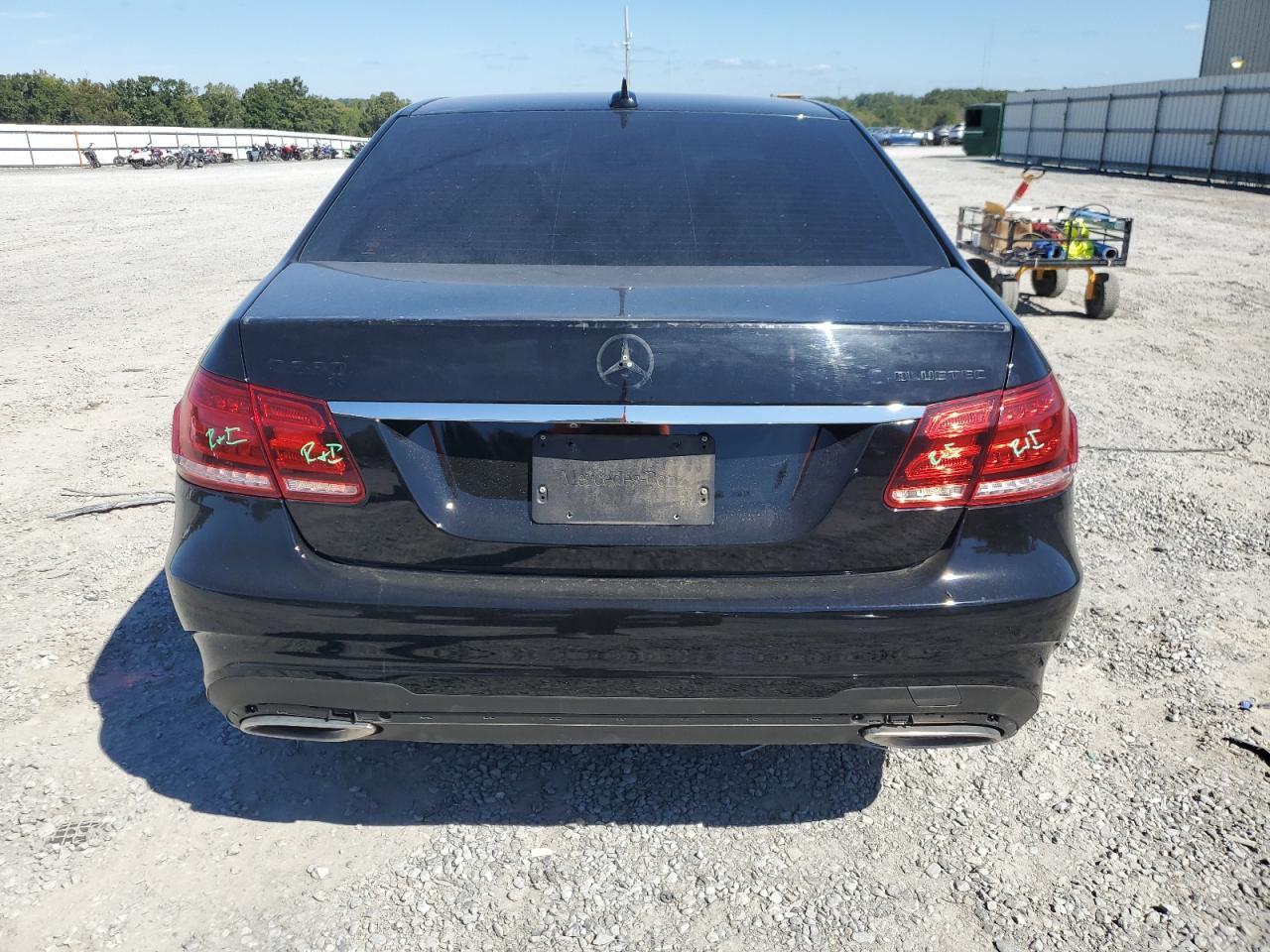 2016 MERCEDES-BENZ E-Class