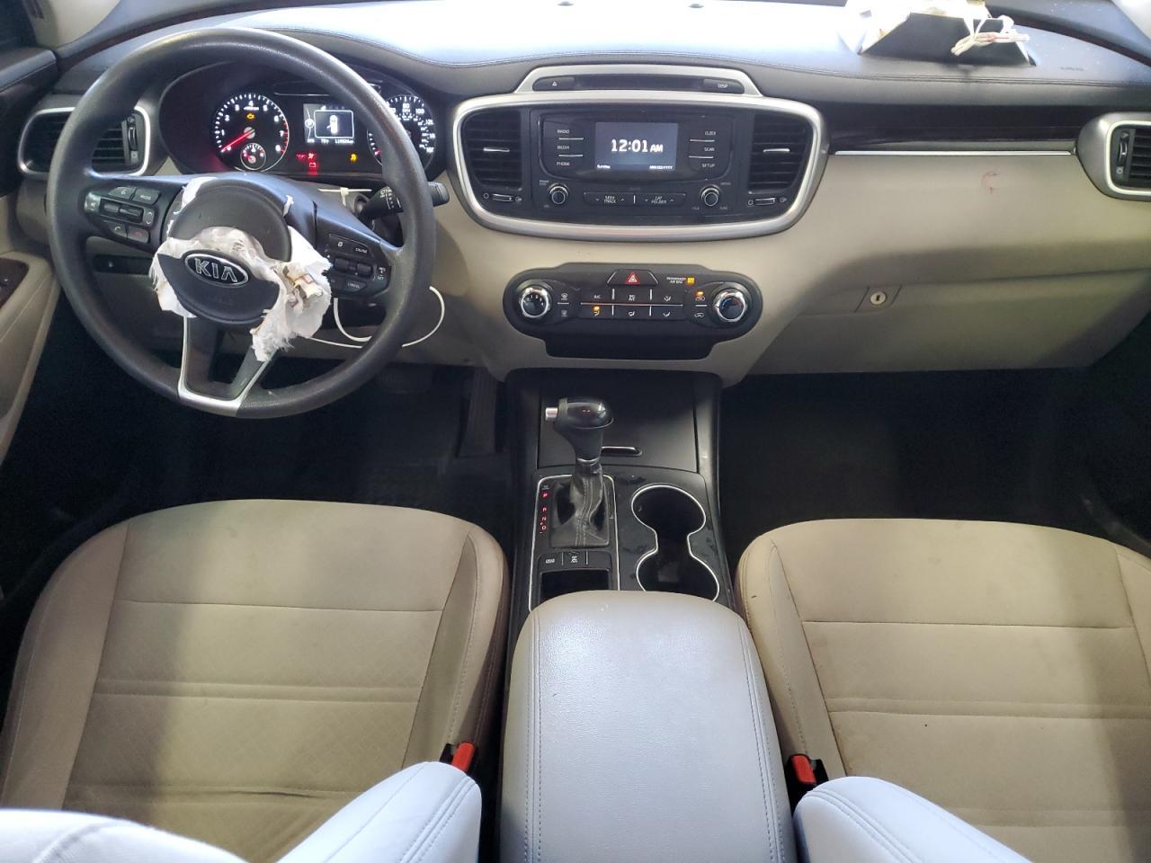 2017 KIA SORENTO