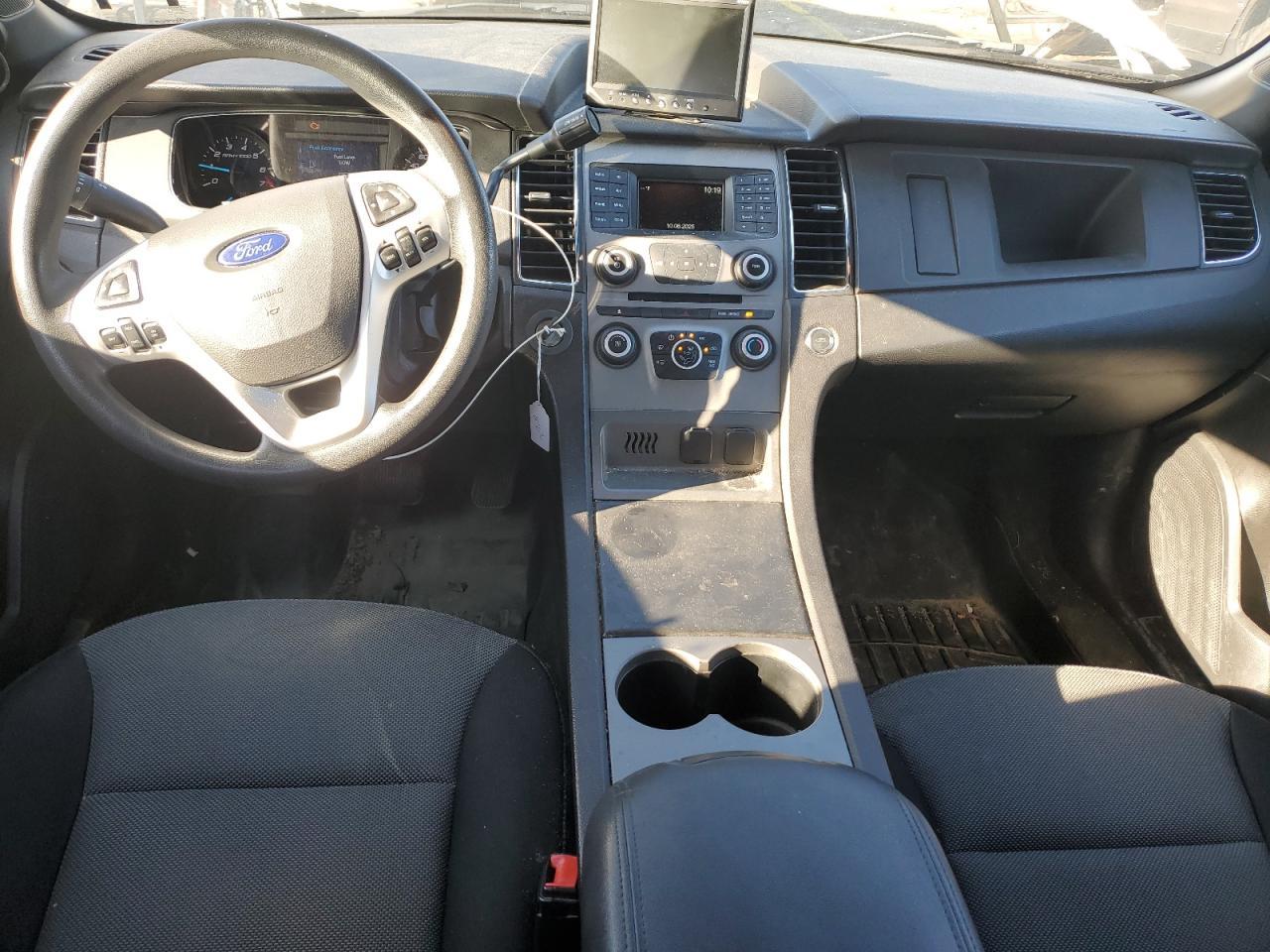 2015 FORD Taurus