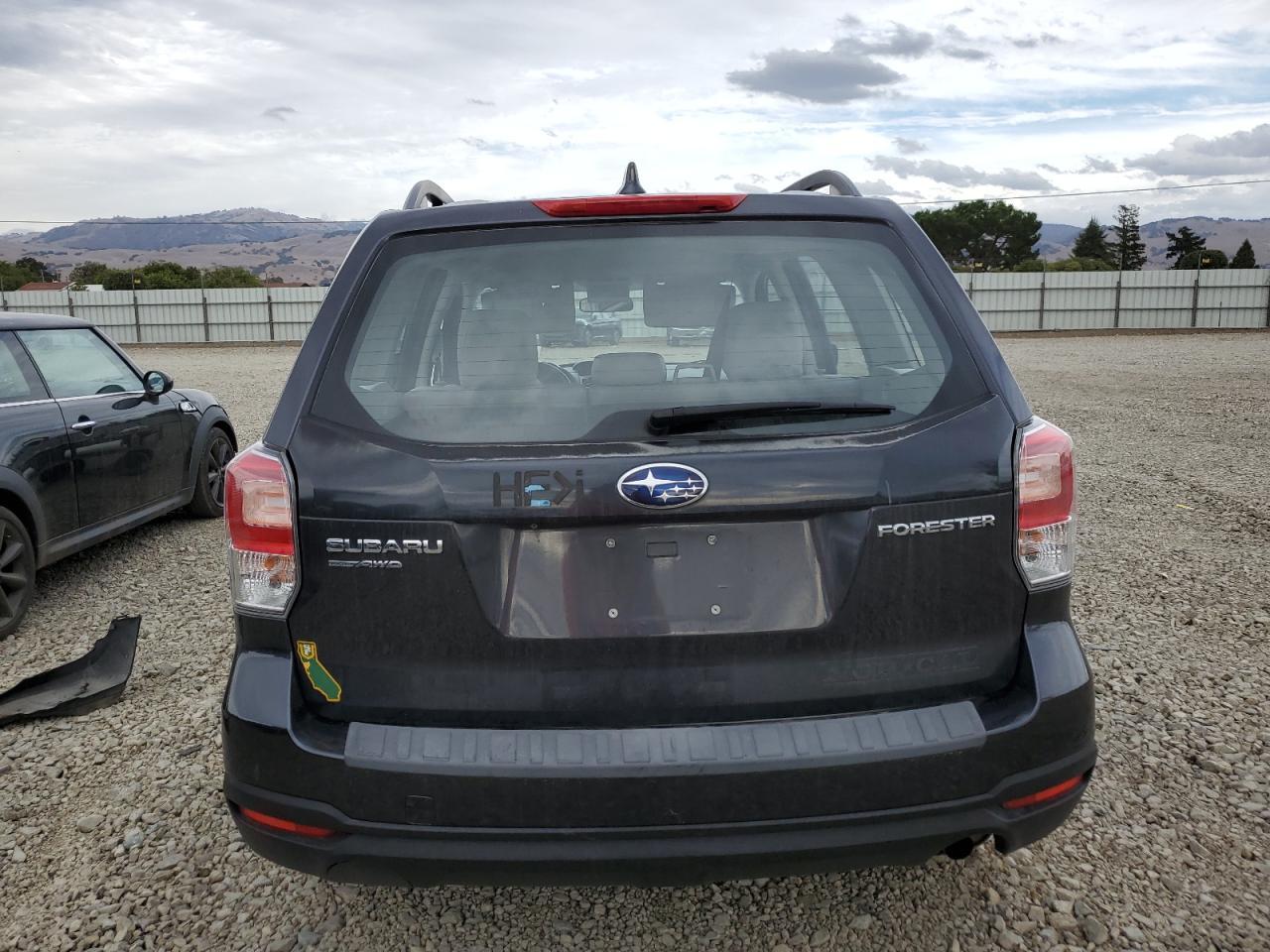 2018 SUBARU FORESTER