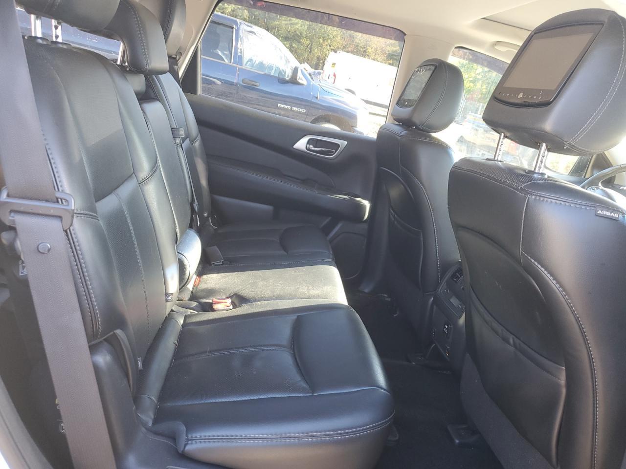 2016 NISSAN PATHFINDER