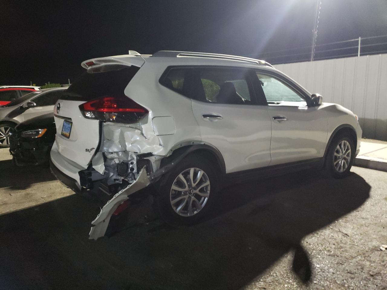 2017 NISSAN ROGUE