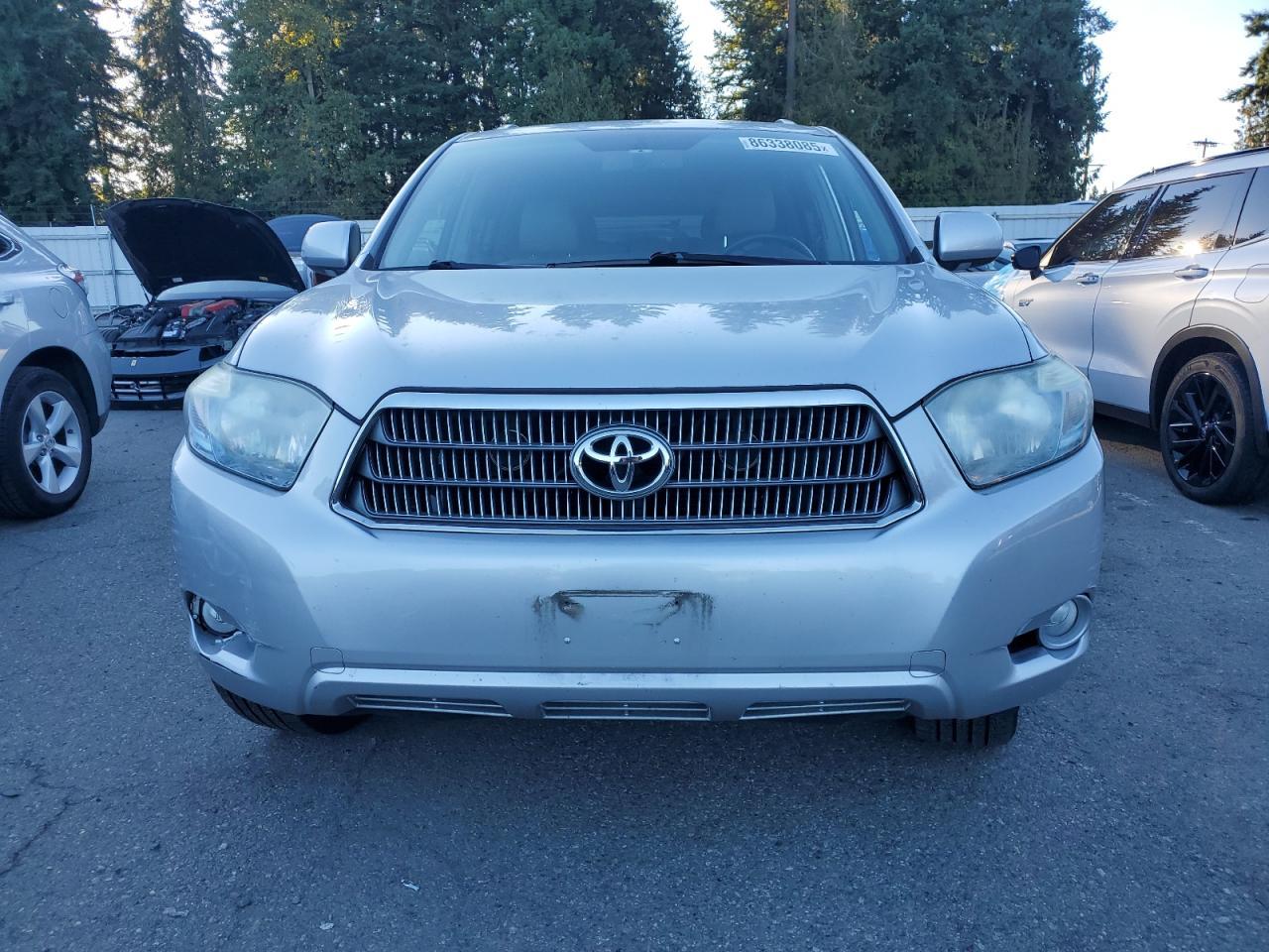 2010 TOYOTA HIGHLANDER