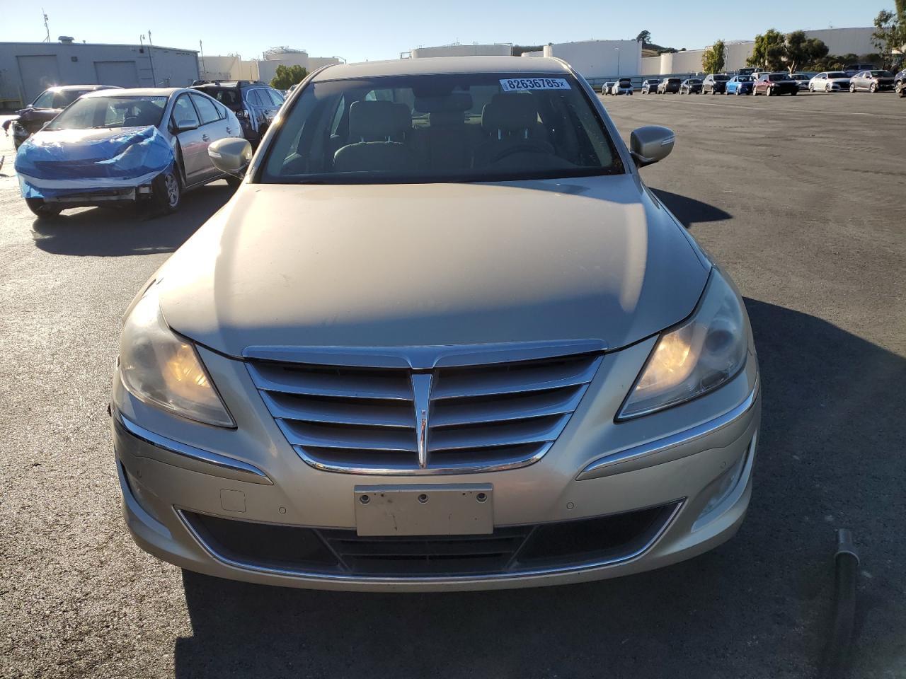 2012 HYUNDAI GENESIS