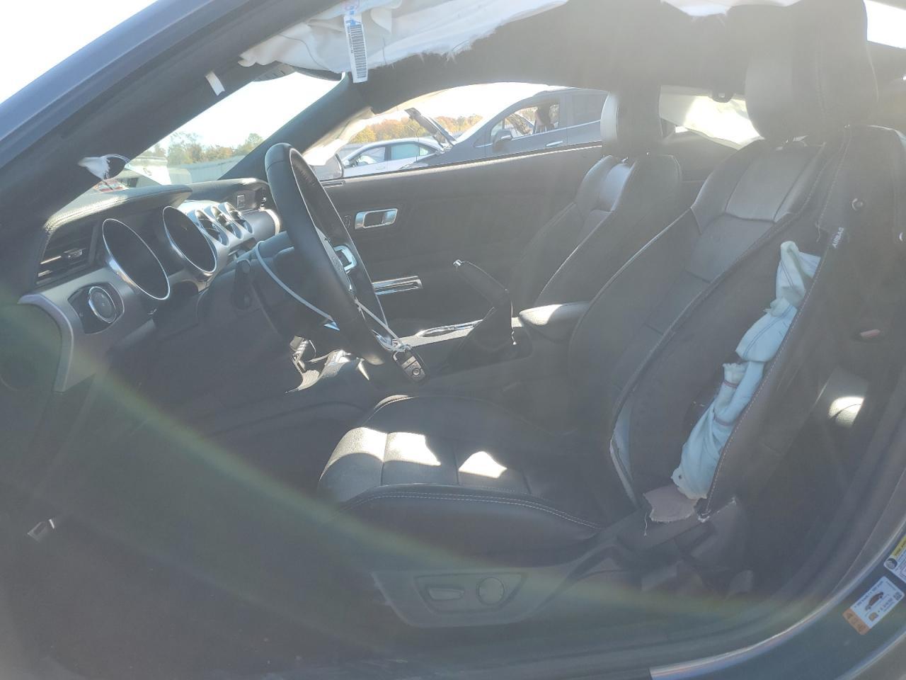 2022 FORD MUSTANG
